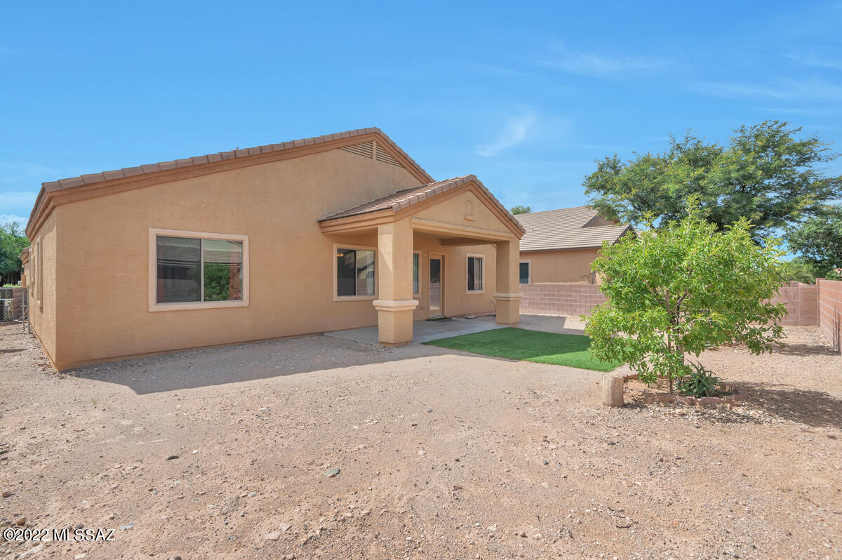 Valencia Reserve South (1-315) - Residential Lease