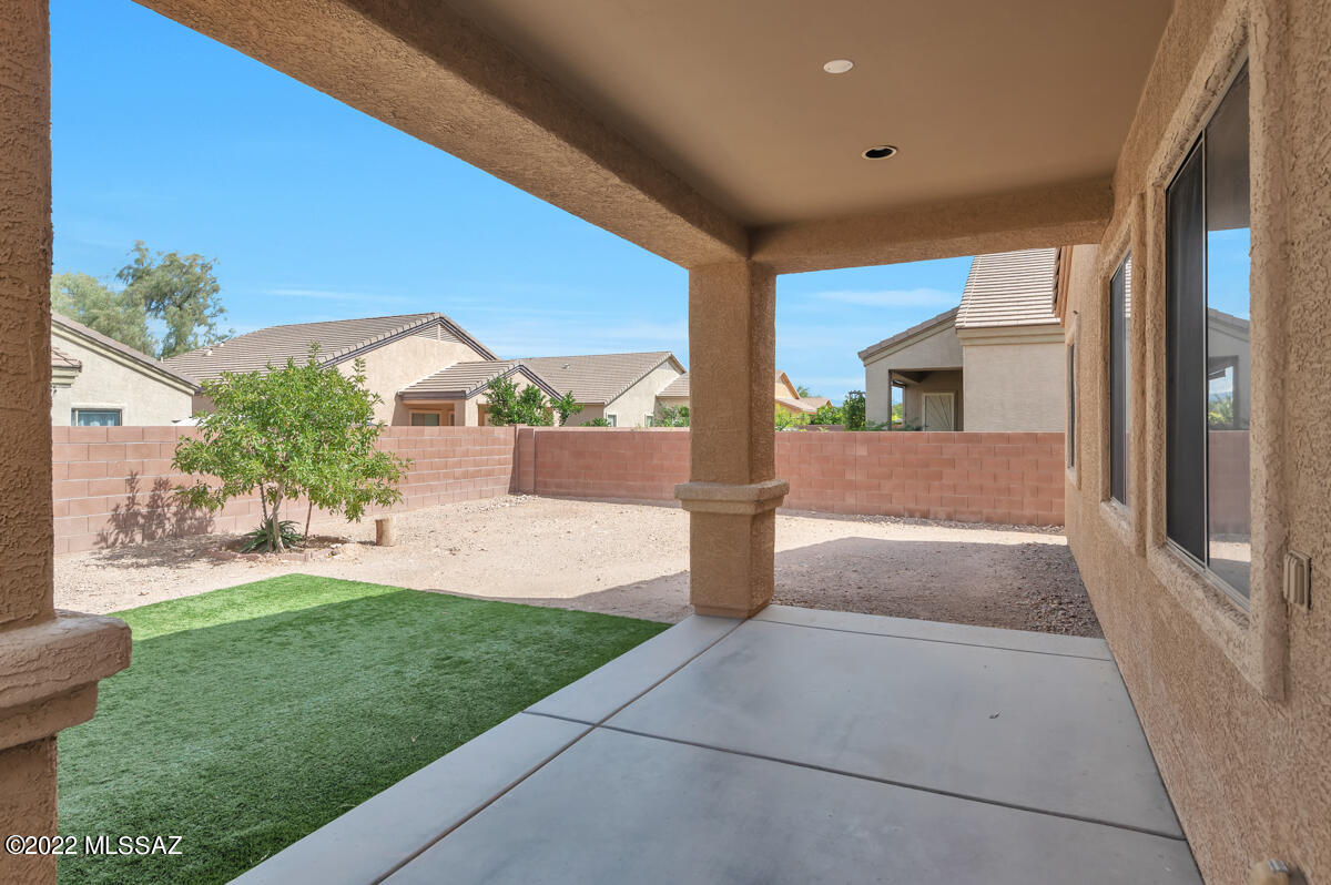 Valencia Reserve South (1-315) - Residential Lease