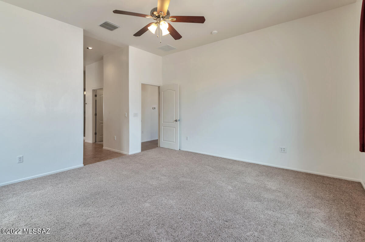 Valencia Reserve South (1-315) - Residential Lease