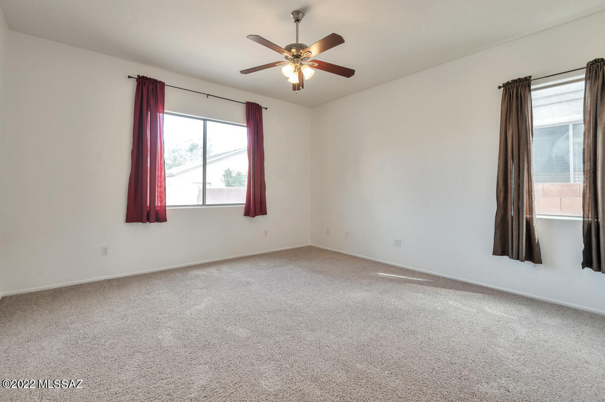 Valencia Reserve South (1-315) - Residential Lease