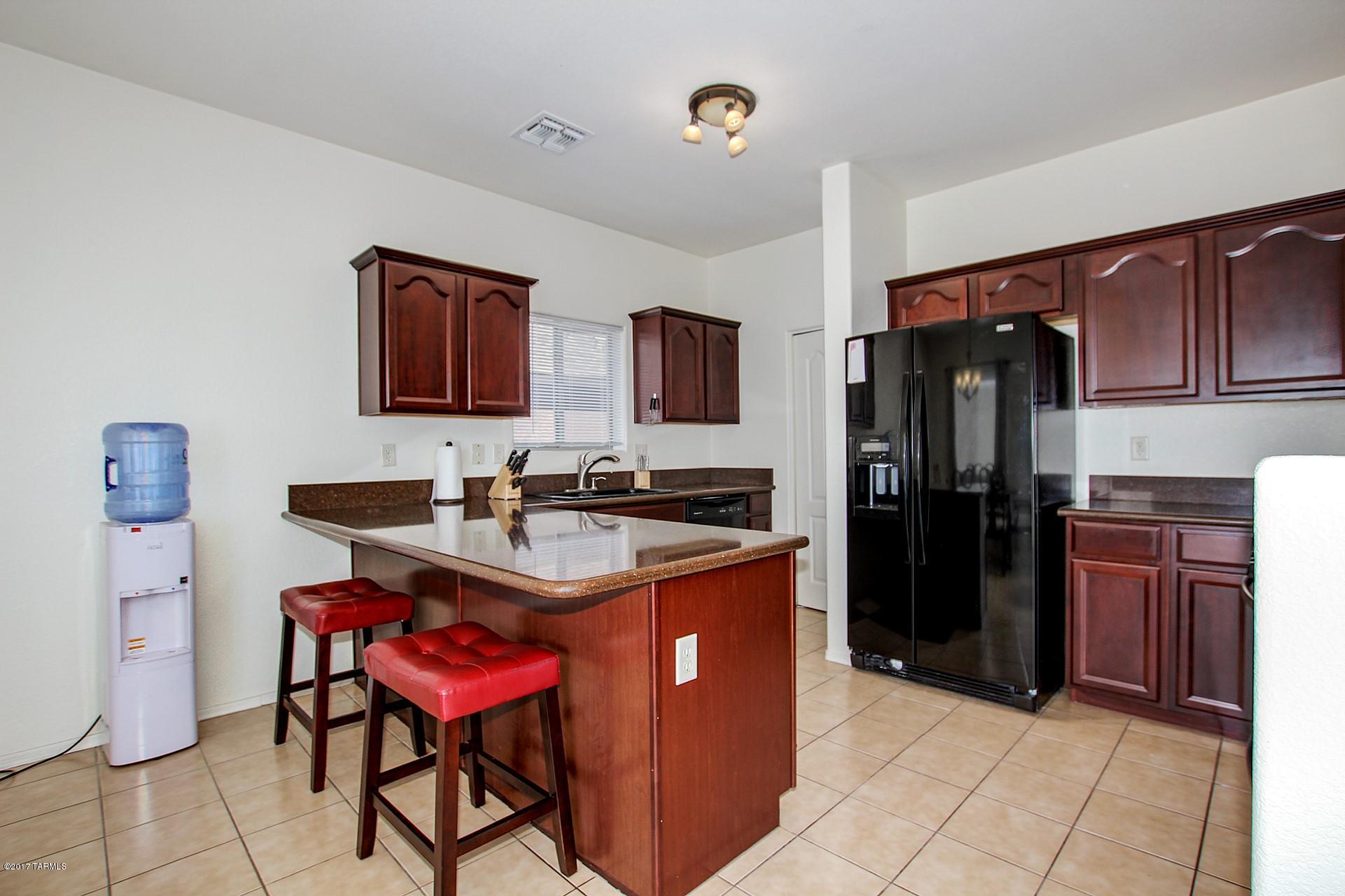 Tres Pueblos - Residential