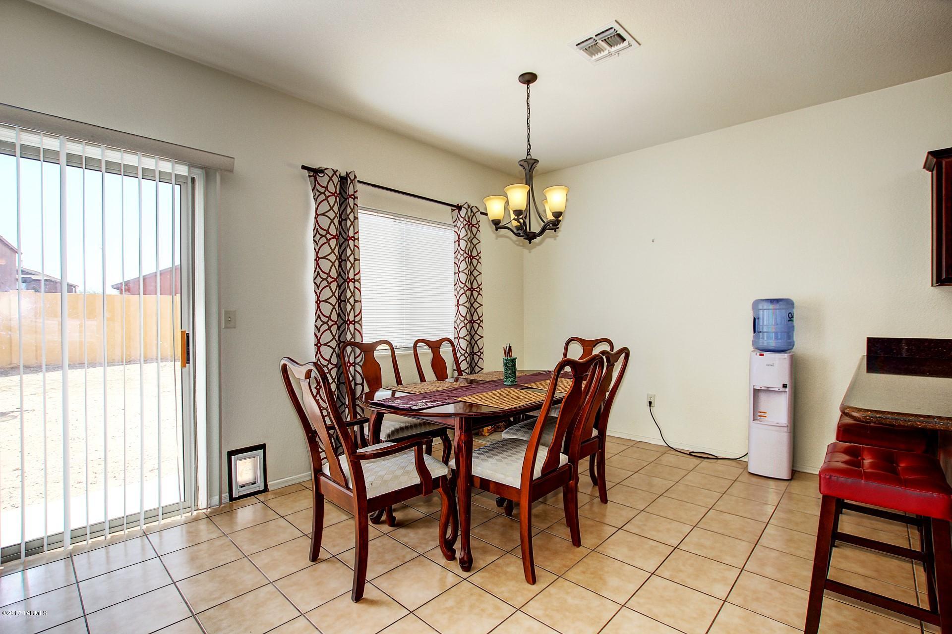 Tres Pueblos - Residential
