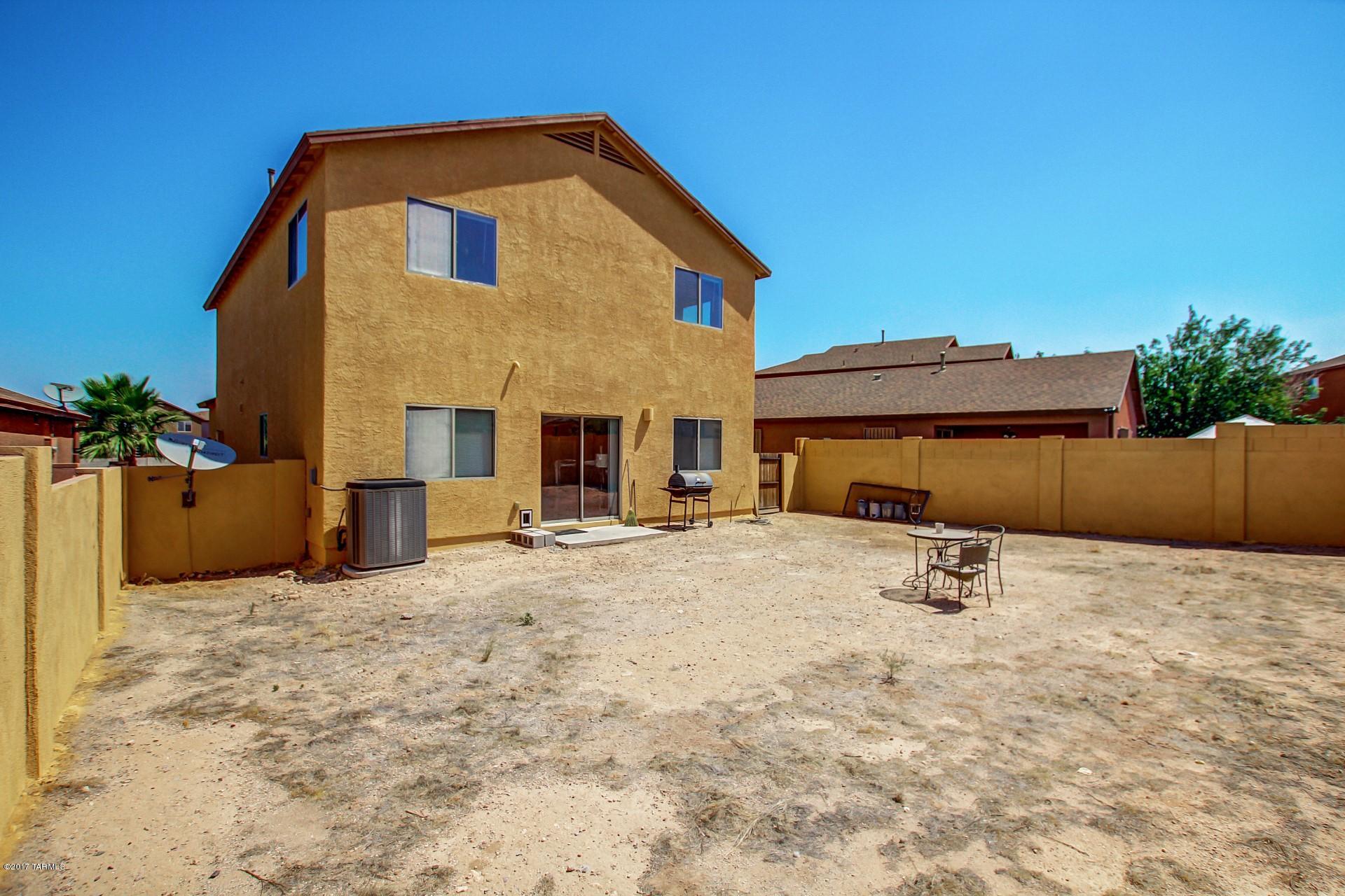 Tres Pueblos - Residential