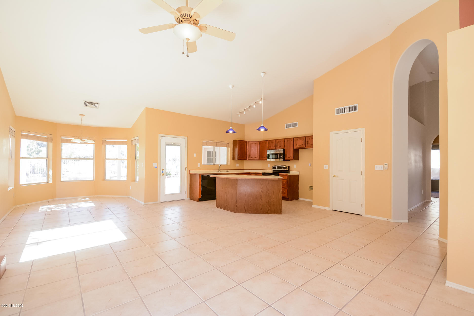 Canada Heights(1-68) - Residential