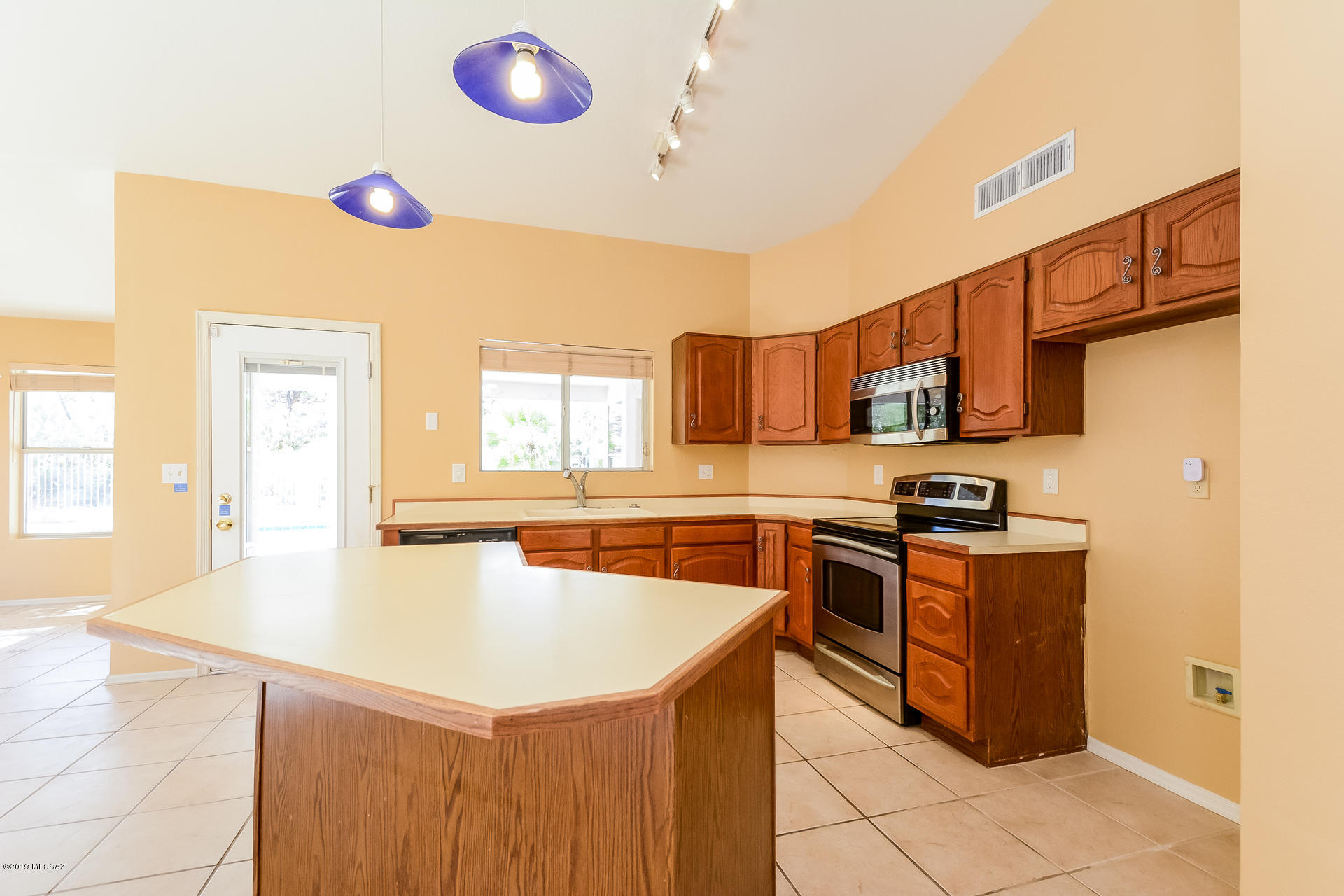 Canada Heights(1-68) - Residential