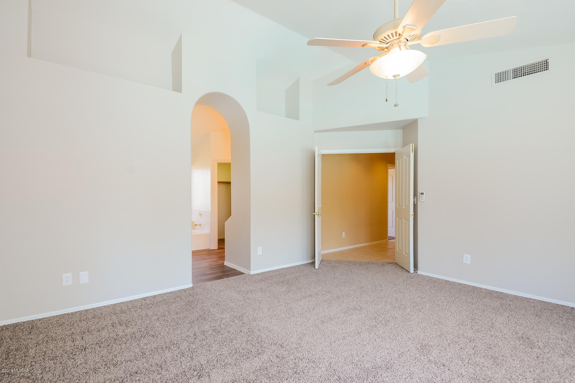 Canada Heights(1-68) - Residential
