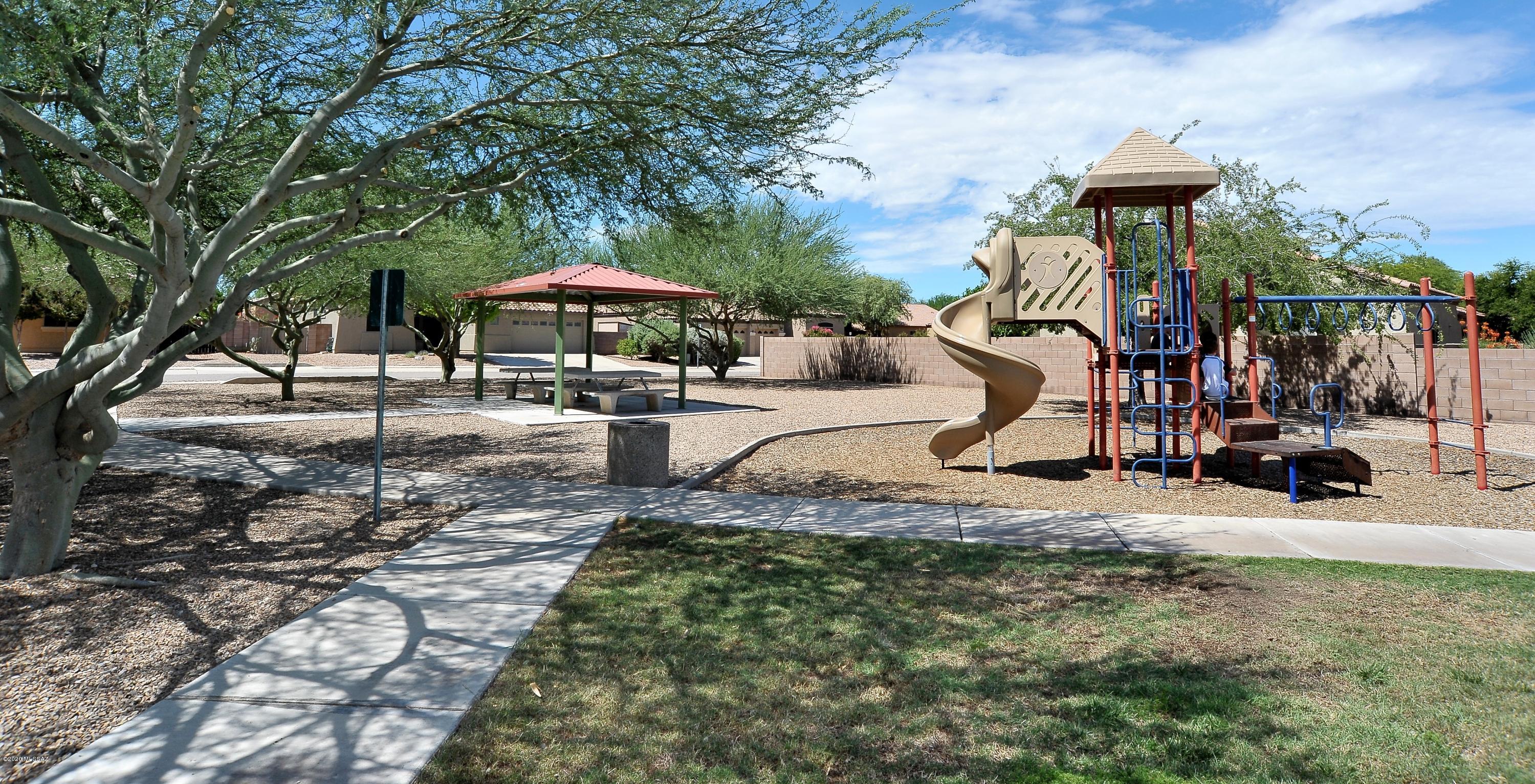 Desert Willow Estates (233-337, 340-353) - Residential