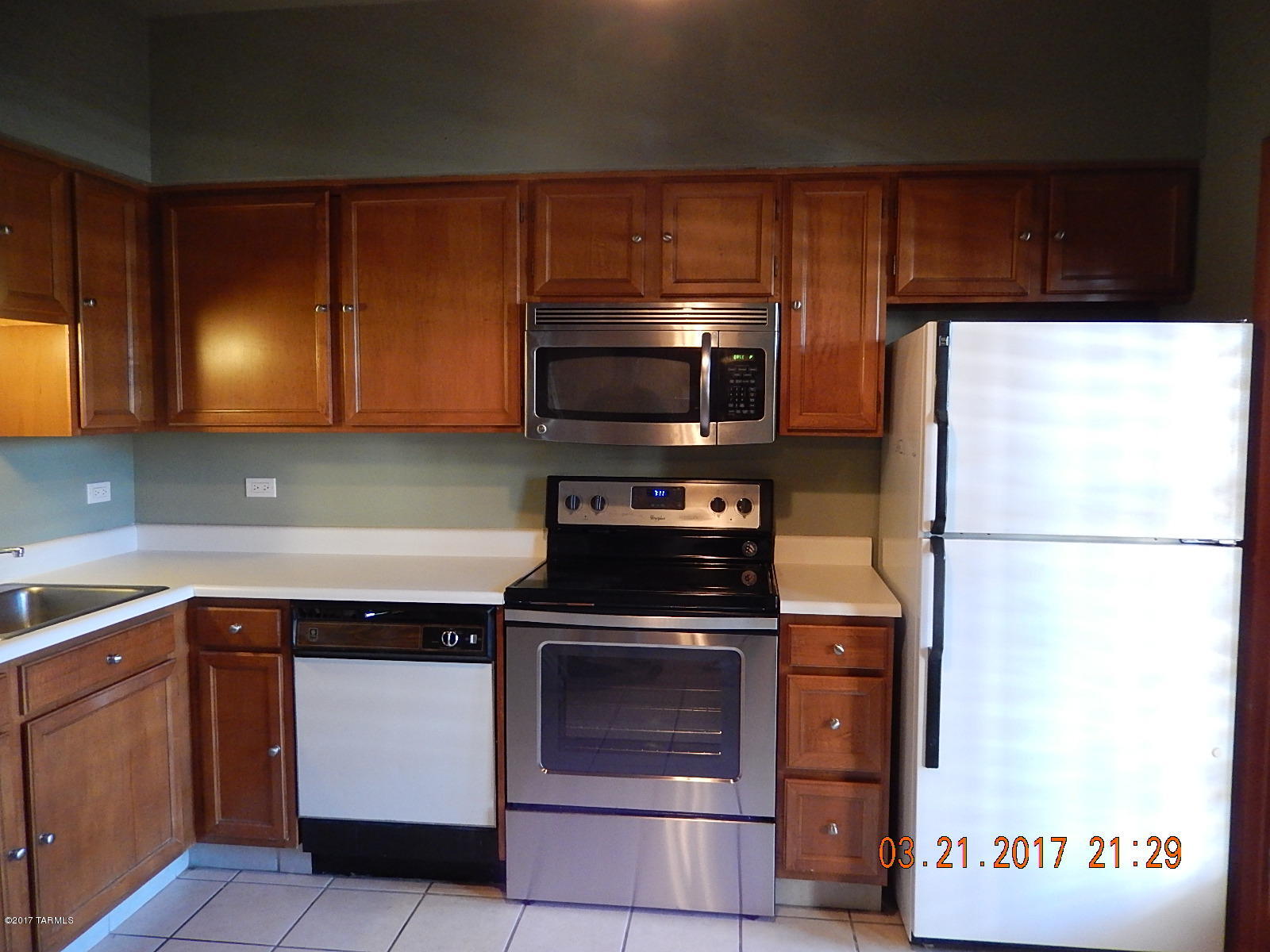 Le Mirador - Residential Lease