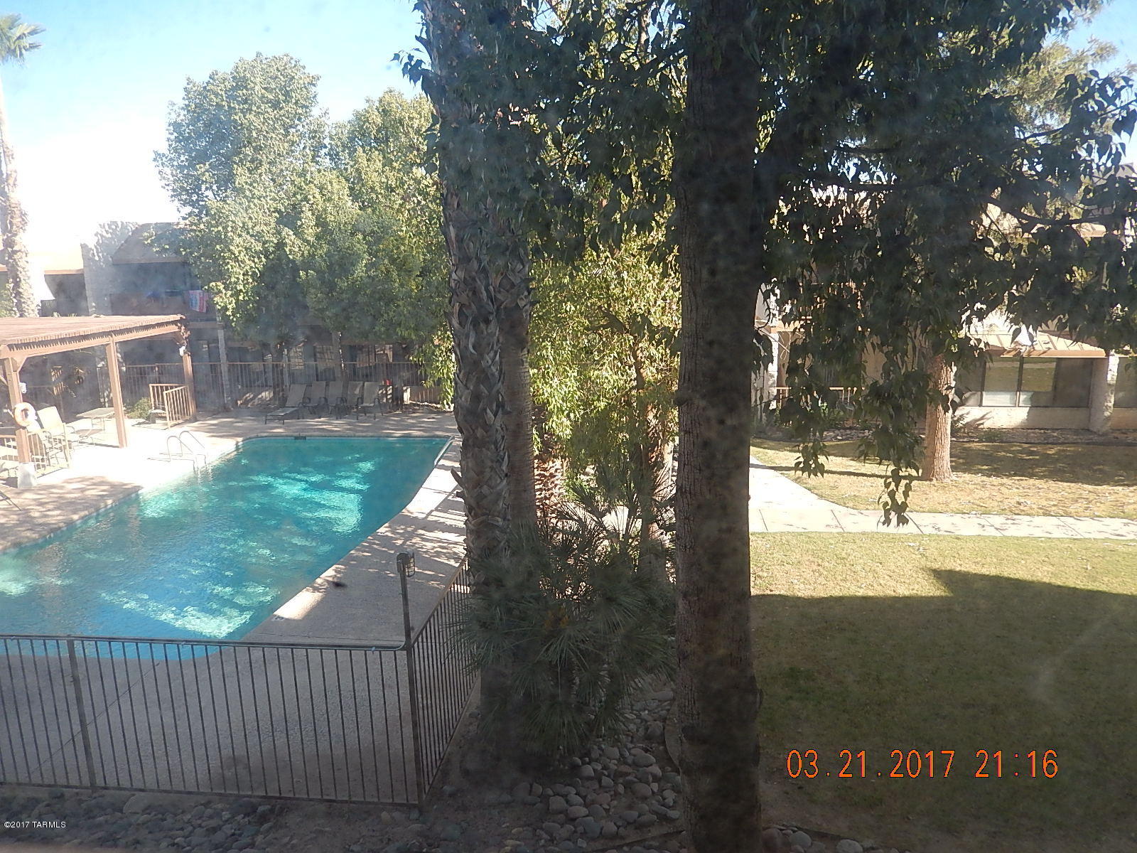 Le Mirador - Residential Lease