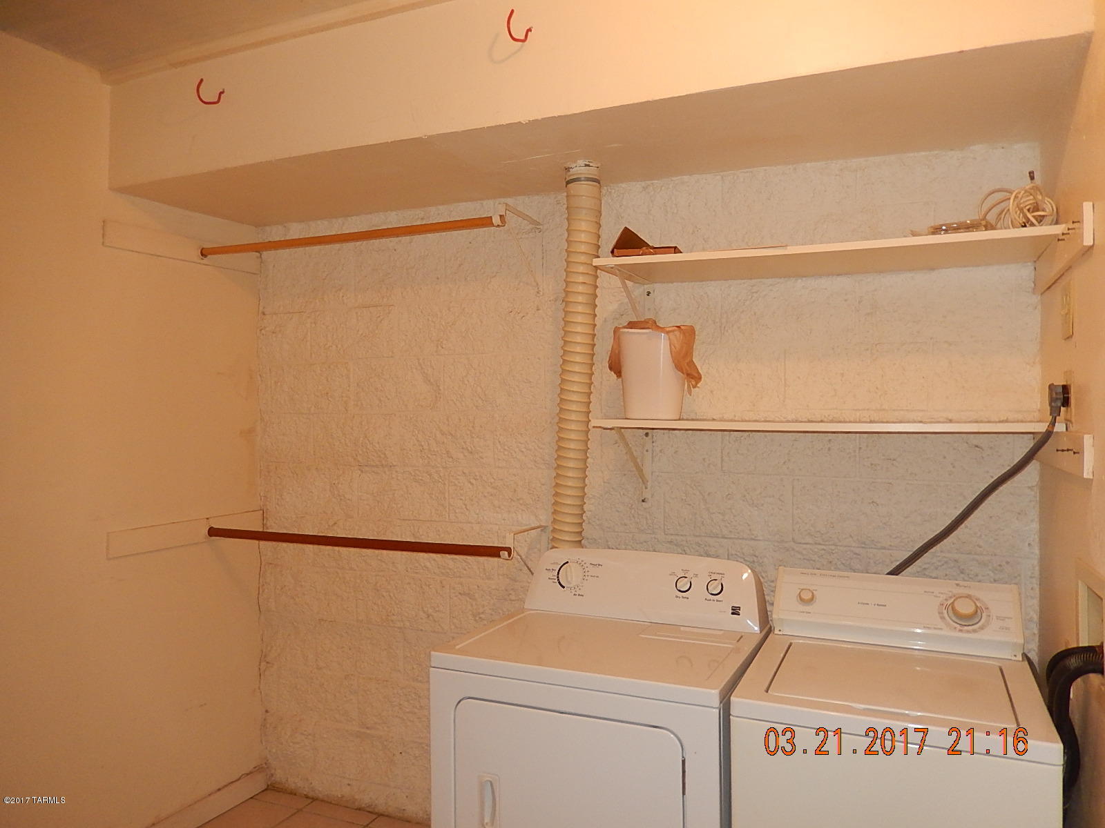 Le Mirador - Residential Lease