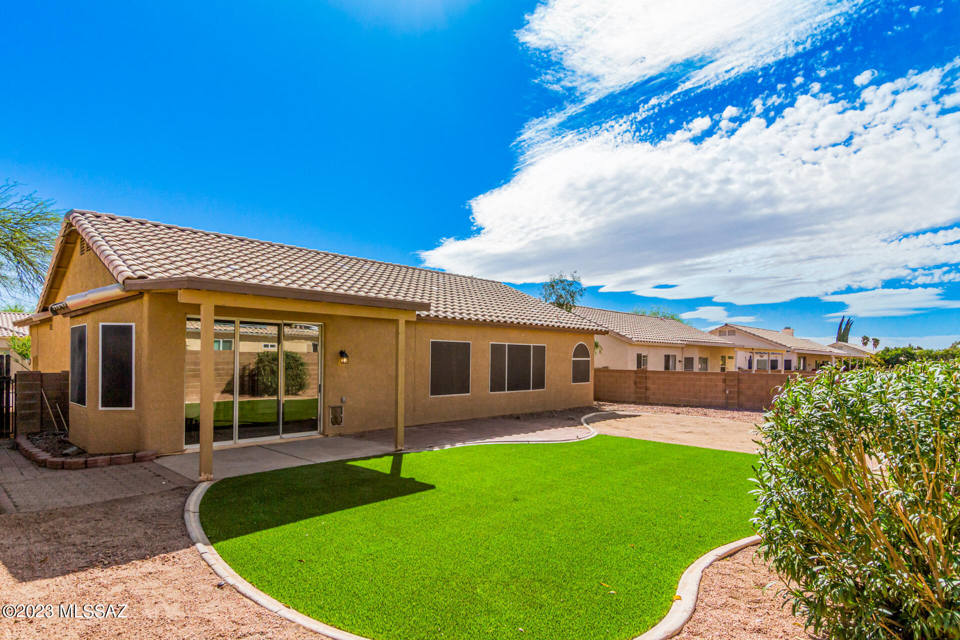 Hacienda Del Oro (1-879) - Residential