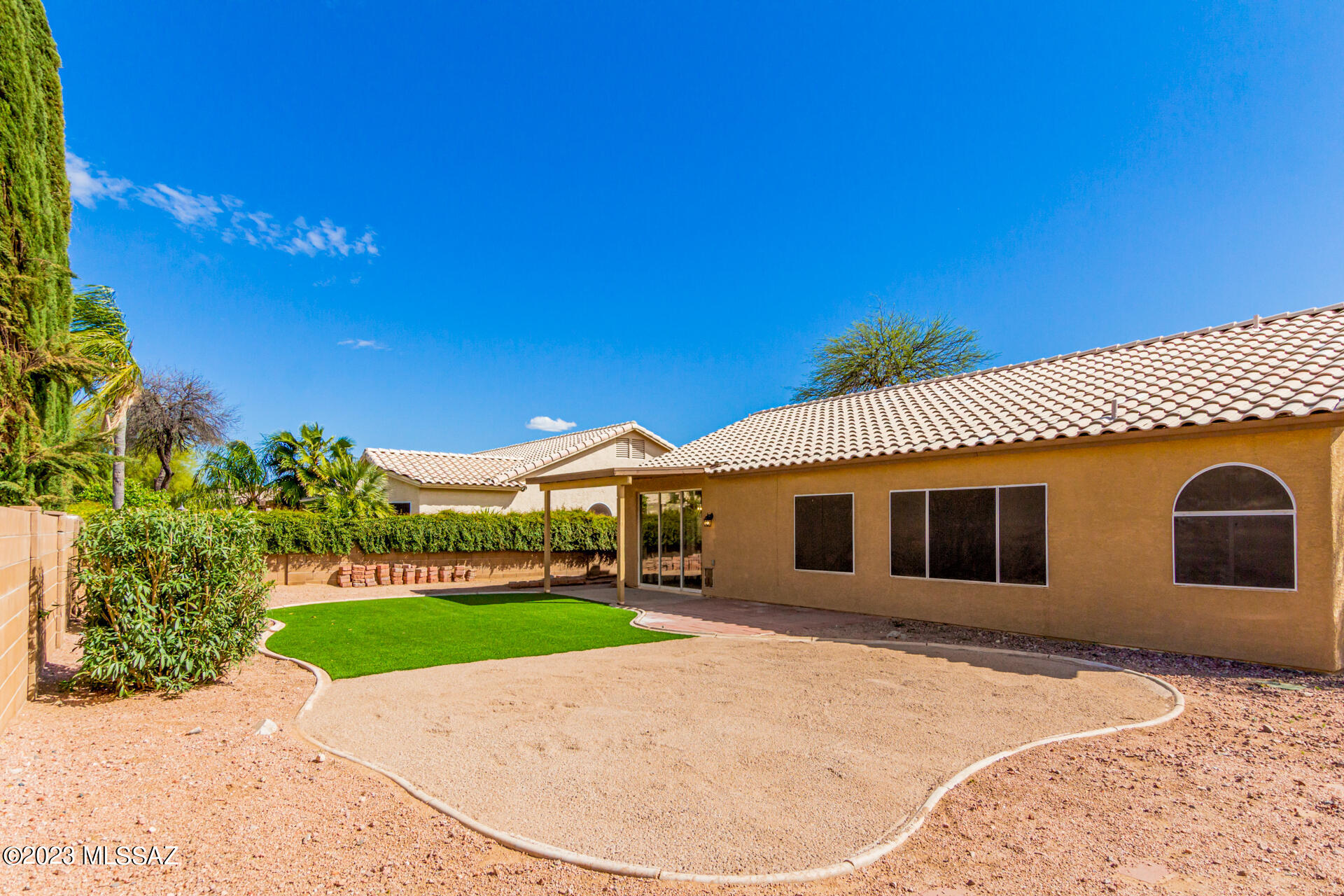 Hacienda Del Oro (1-879) - Residential