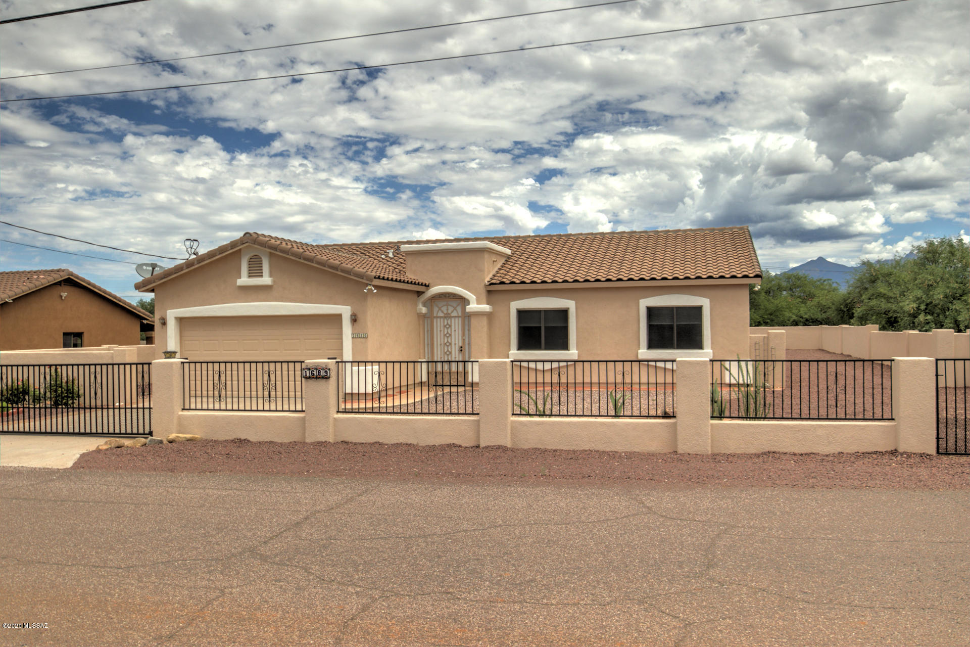 Rio Rico Villas 14 - Residential