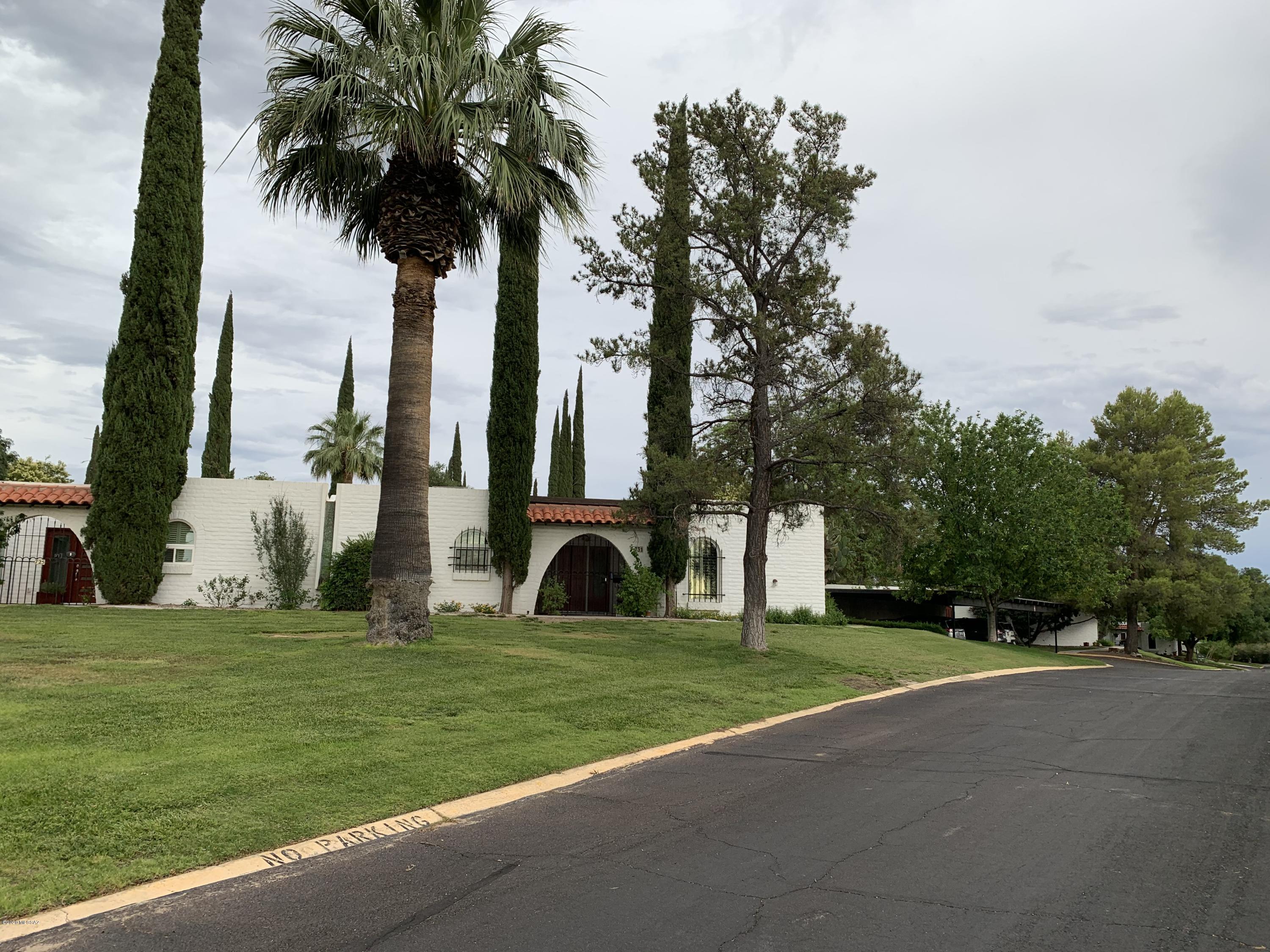 Las Lomitas (1) - Residential