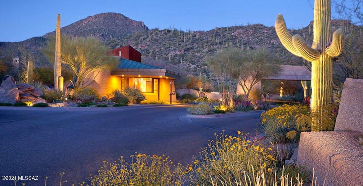 Build your dream home in Guard Gated Canyon Pass. Elevated Corner Lot with panoramic views of the Tortolita Mtns.
Relatively flat building envelope raised above the road. Very private location with golf dining and hiking trails all nearby. Canyon Pass borders the Gallery Golf Club and is near the Dove Mountain Ritz Carlton Hotel. I work with a Custom Home Builder and Design Firm who can help you design the perfect home for your lifestyle. Call for more information and to tour Canyon Pass.