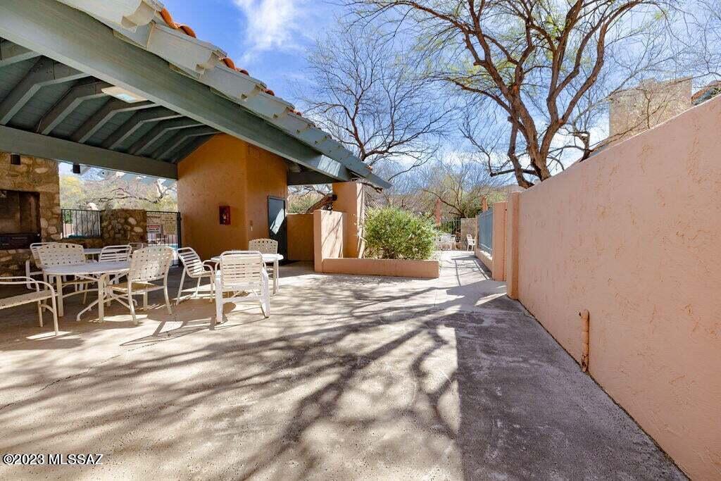 Ventana De Sabino North (1-127) - Residential