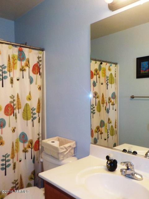 Rancho Del Lago (207-388) - Residential Lease