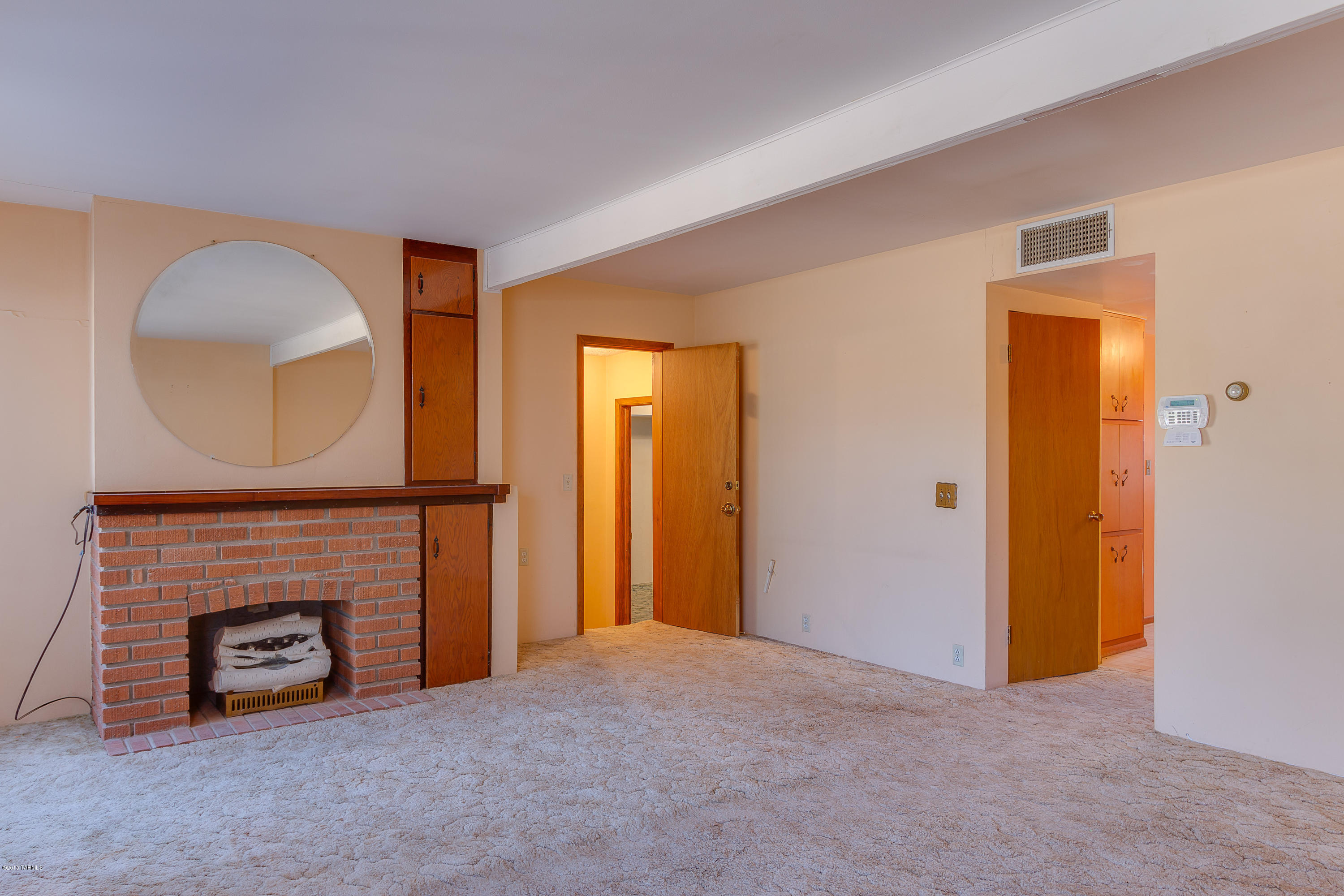 Los Ranchitos - Residential