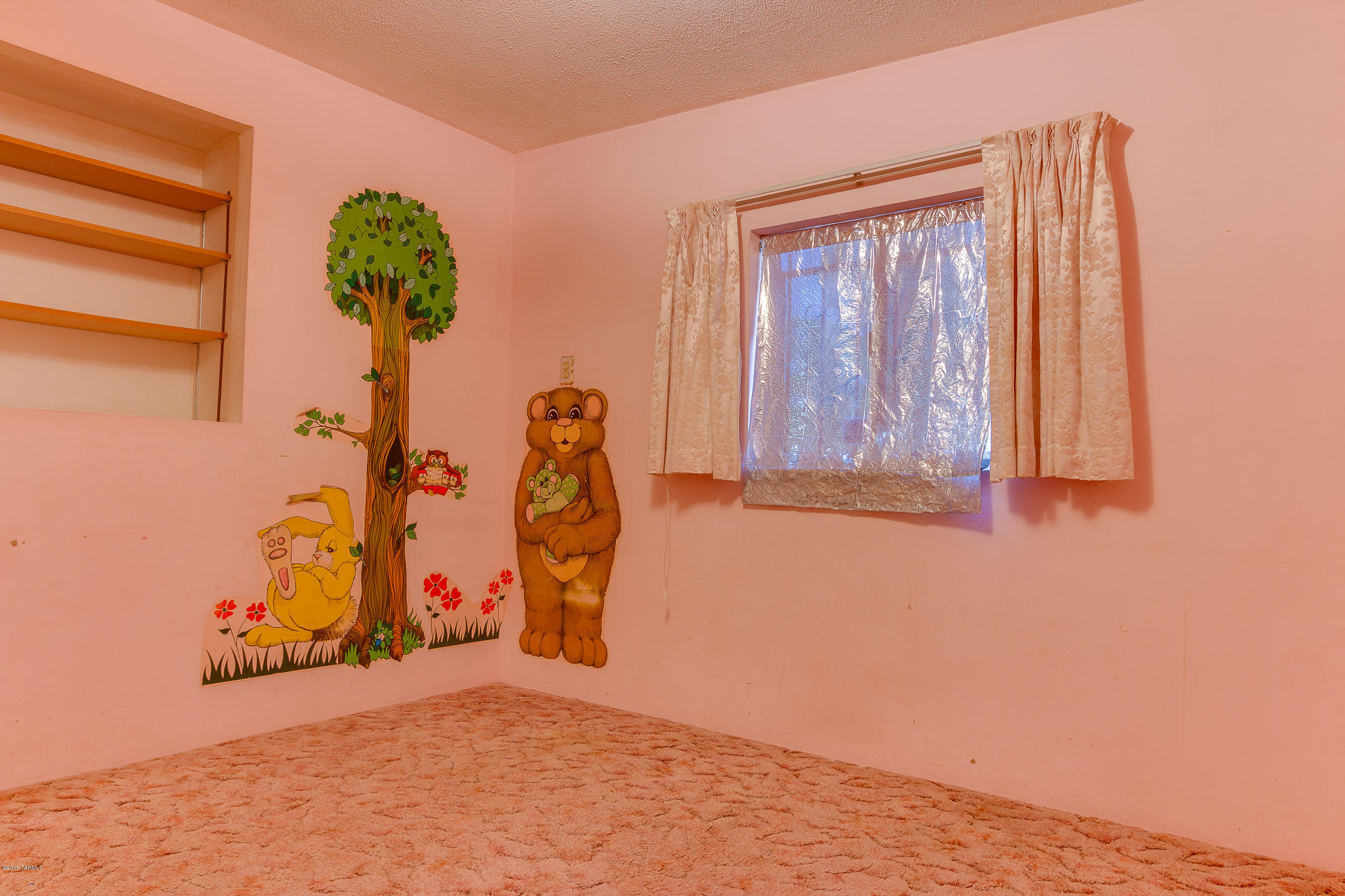 Los Ranchitos - Residential