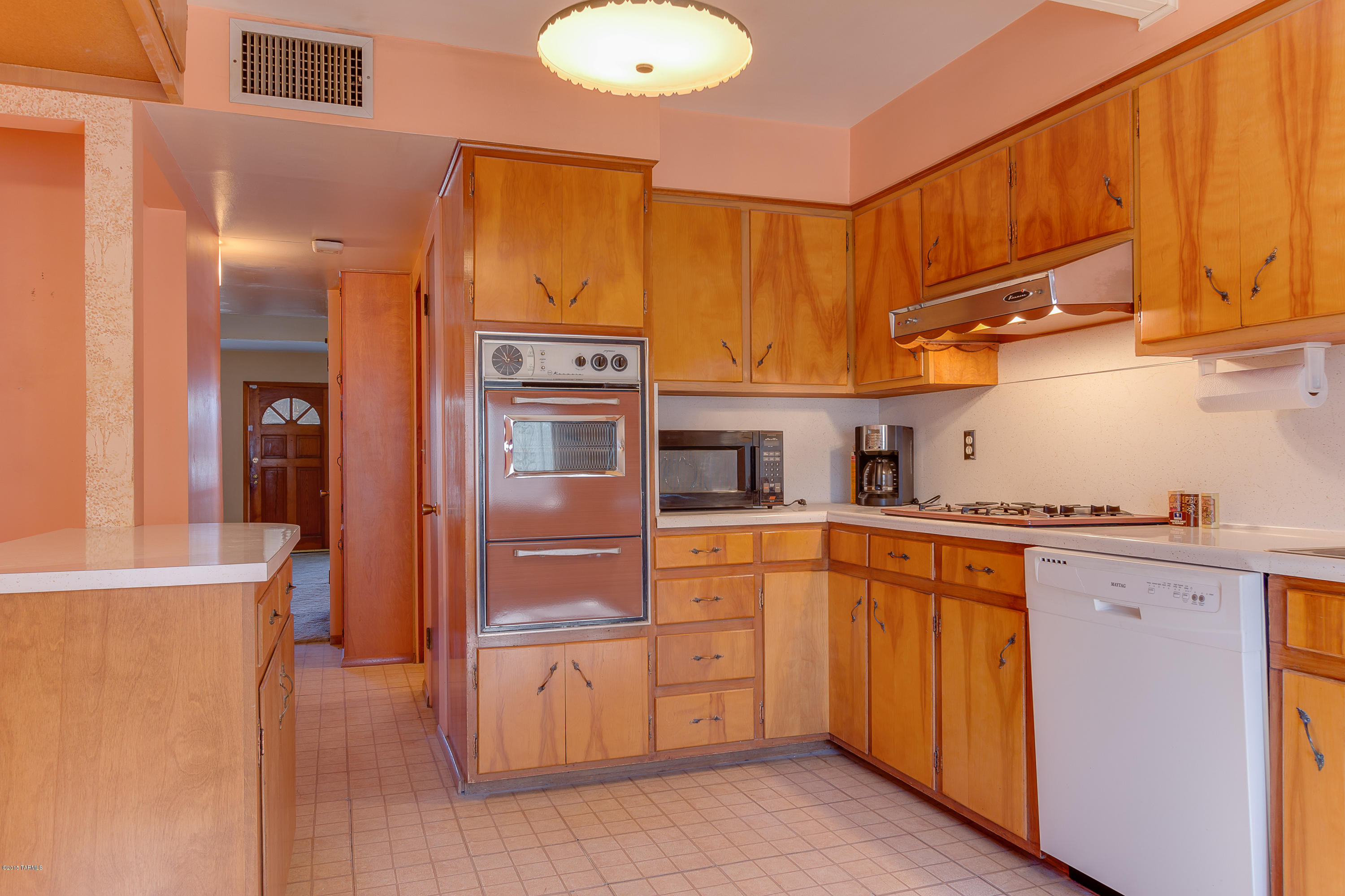 Los Ranchitos - Residential
