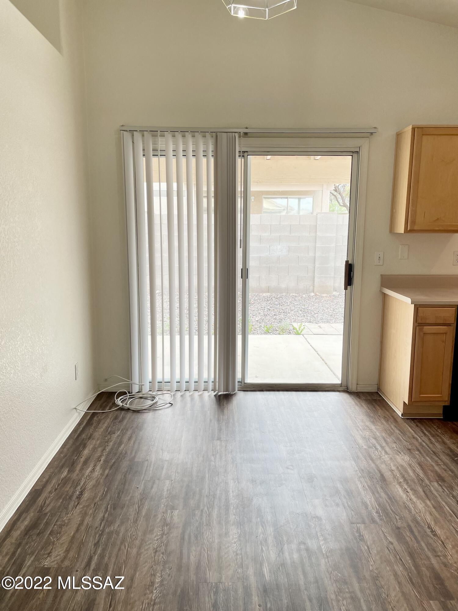 Wilmot Vista II (1-145) - Residential Lease
