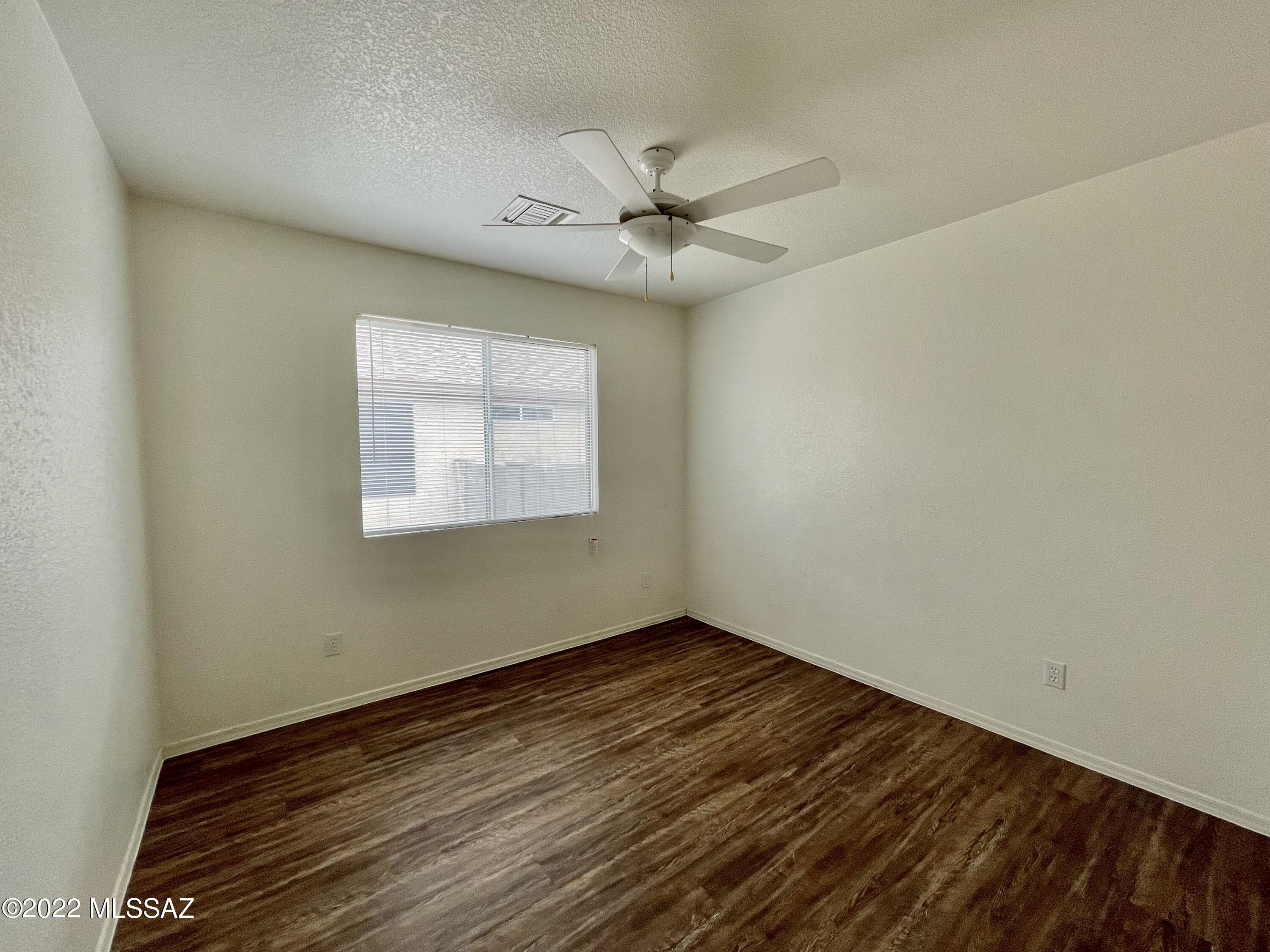 Wilmot Vista II (1-145) - Residential Lease