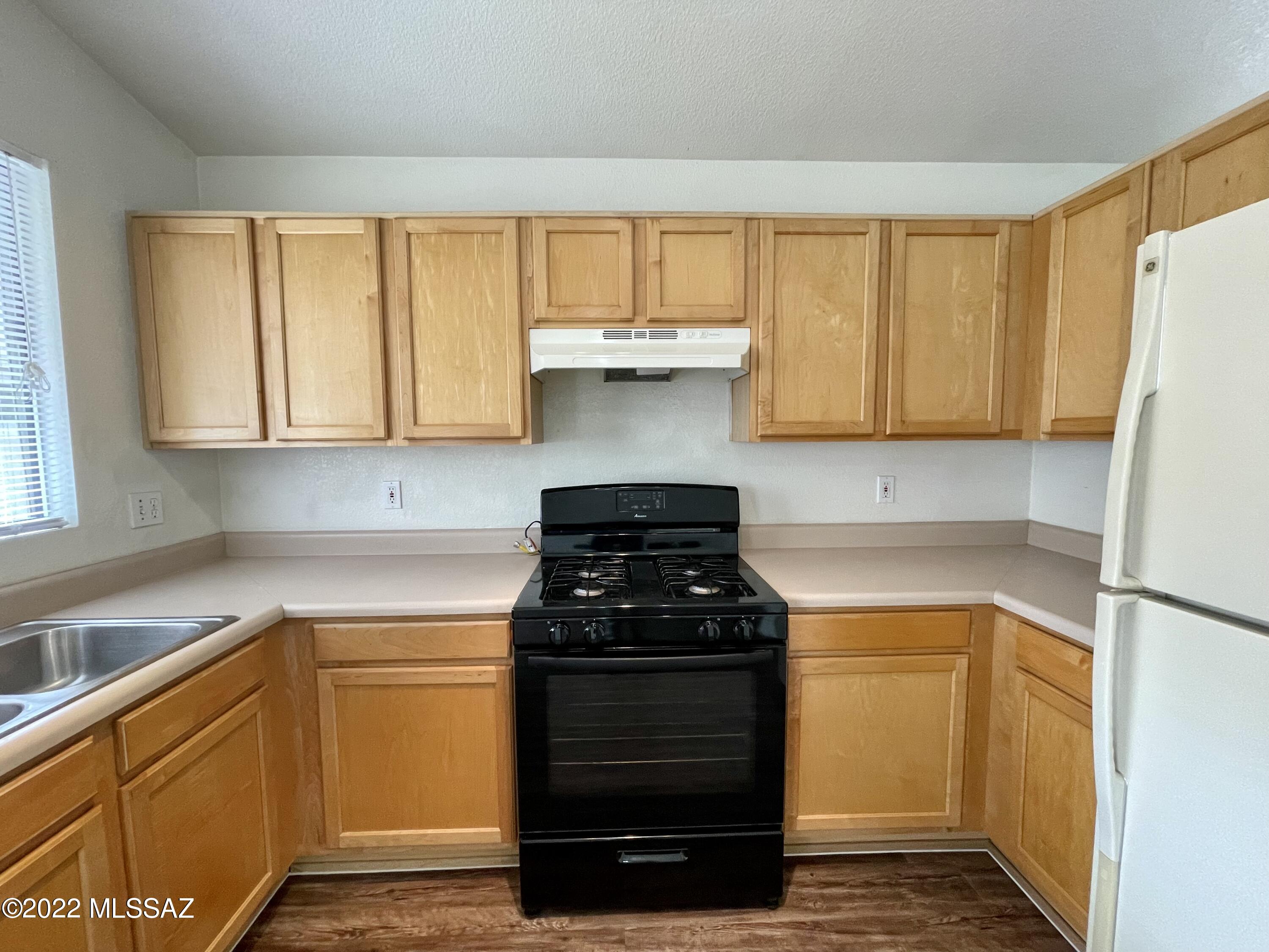 Wilmot Vista II (1-145) - Residential Lease