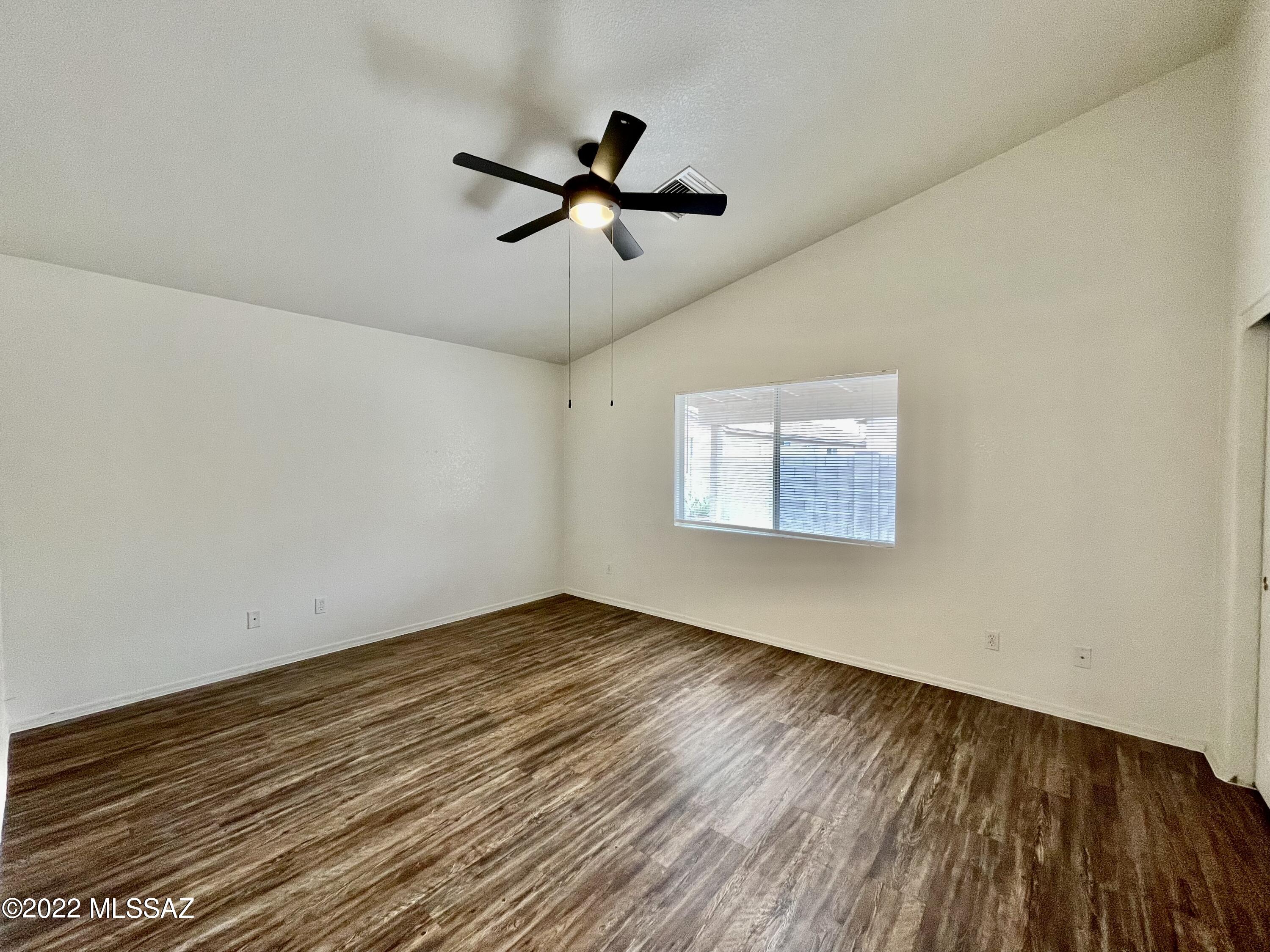 Wilmot Vista II (1-145) - Residential Lease