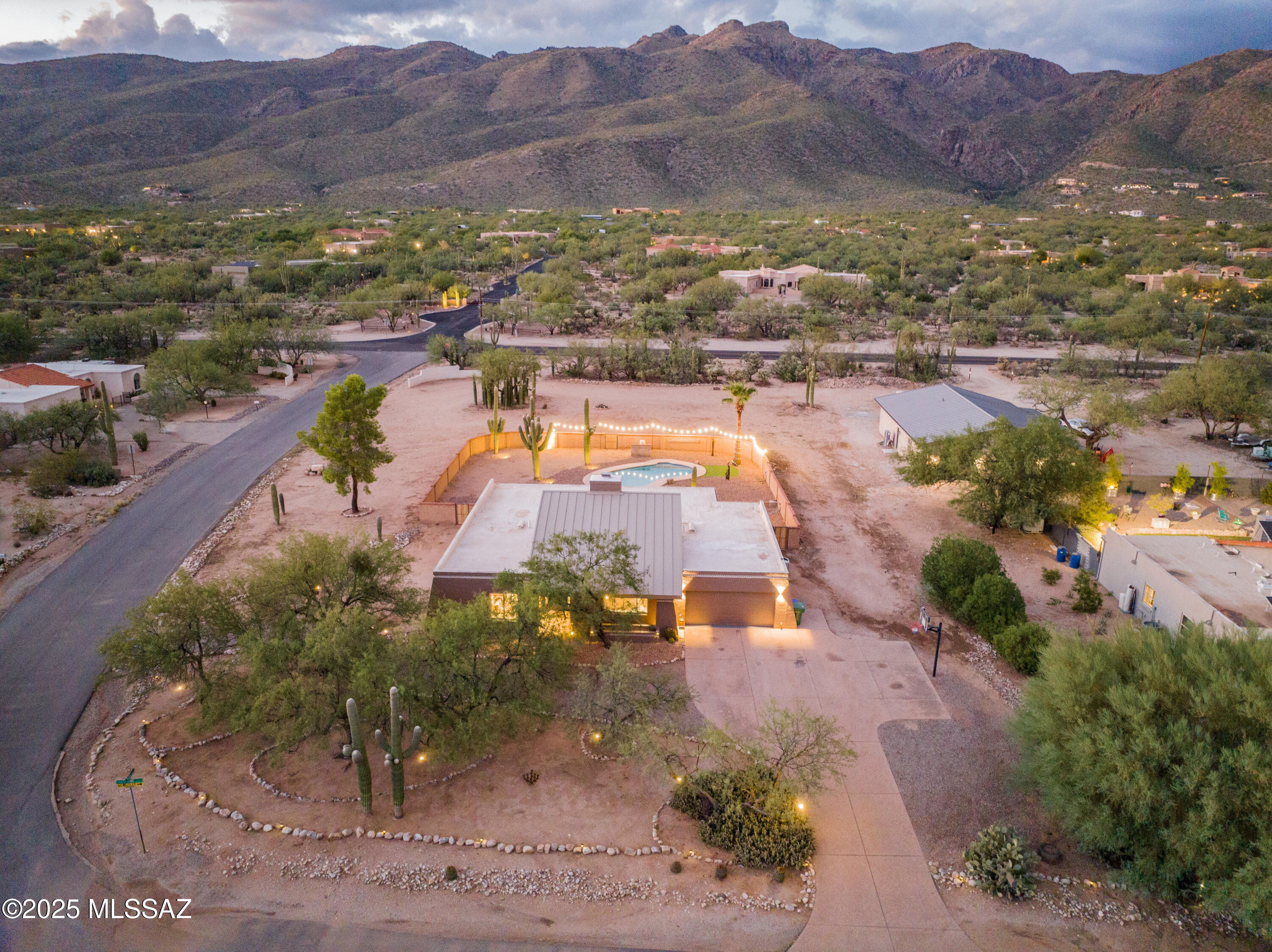 Catalina Madre (1-70) - Residential