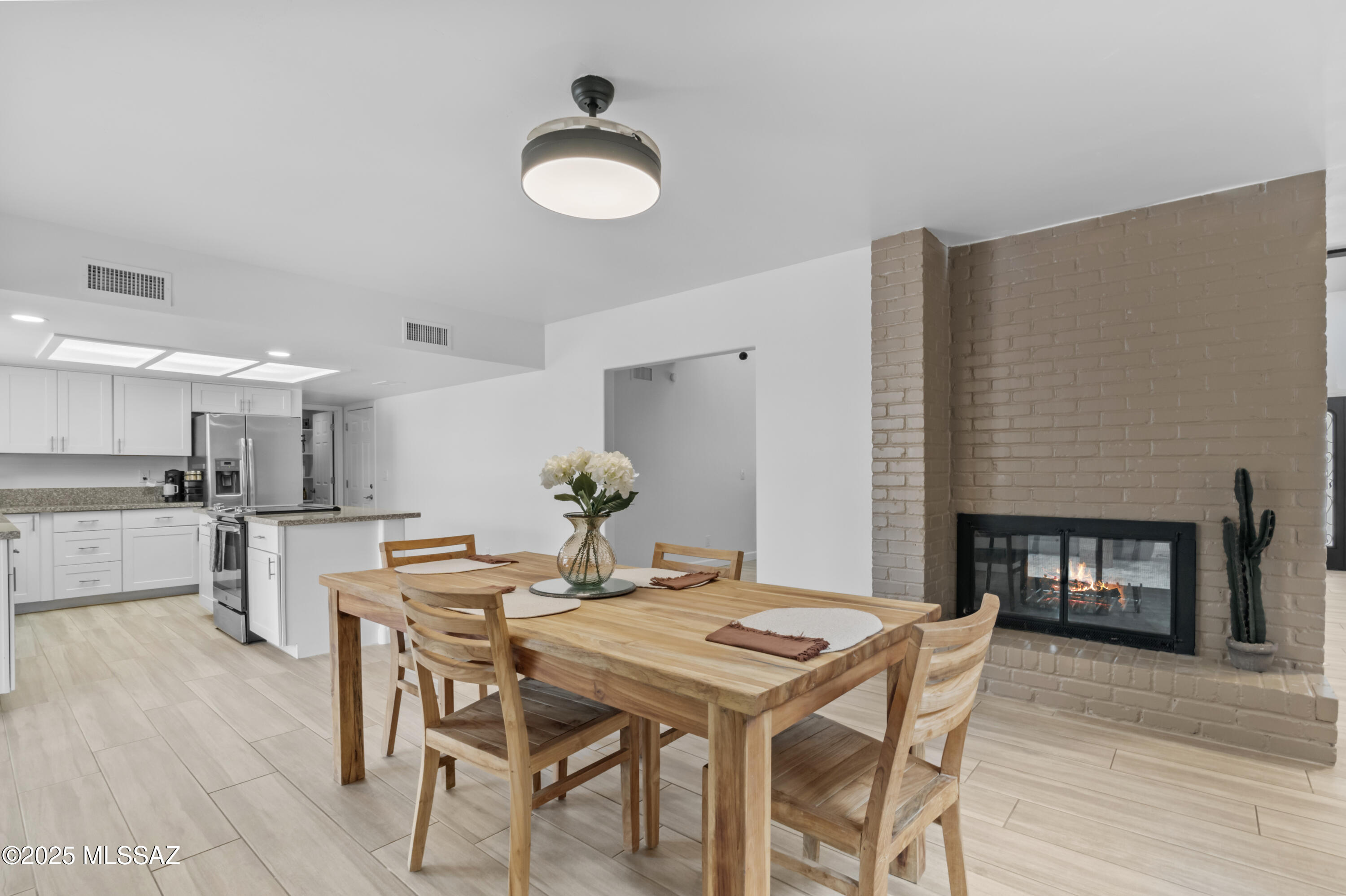 Catalina Madre (1-70) - Residential