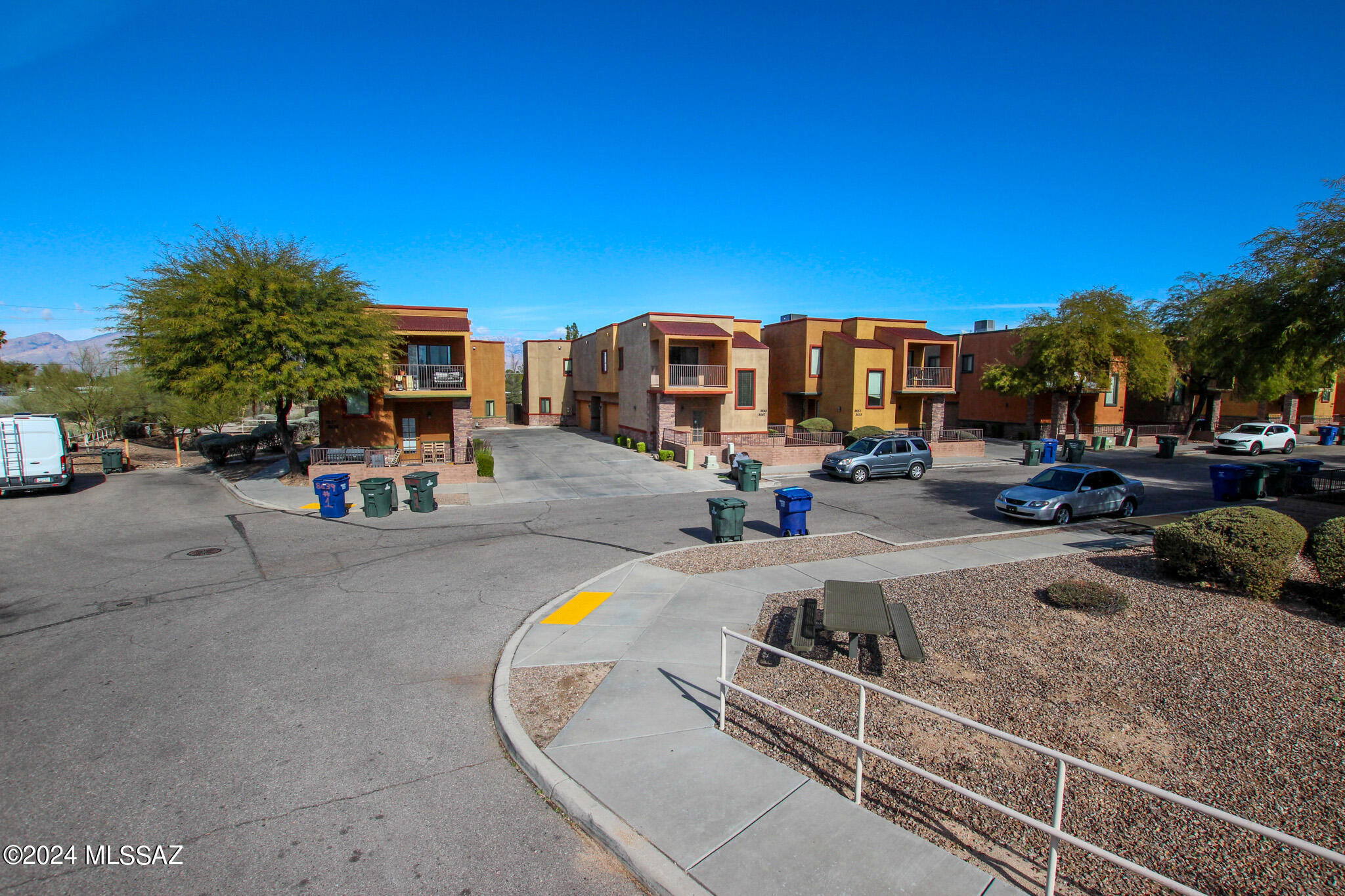 Dos Tiburones Townhouses (1-34) - Residential