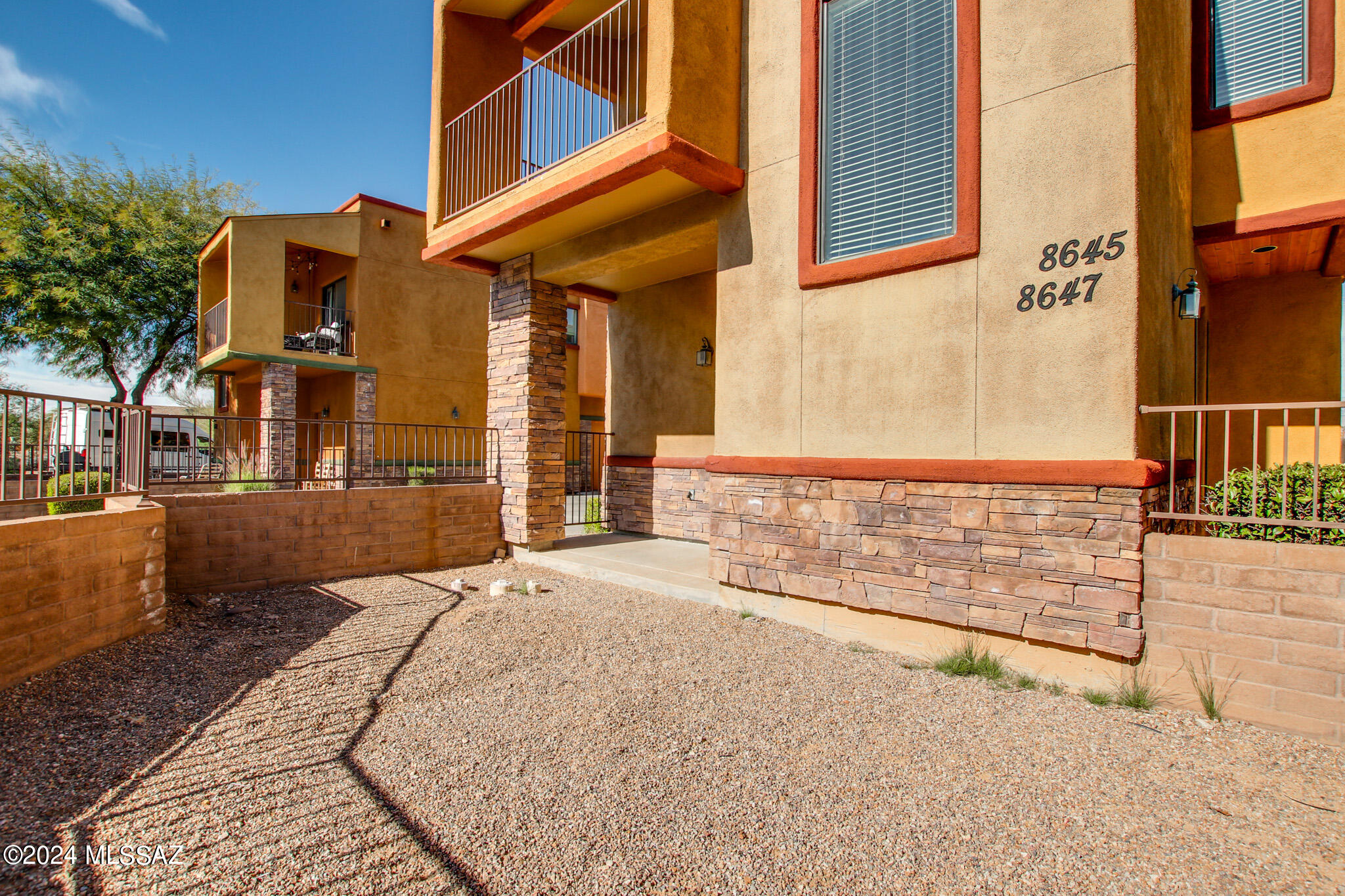Dos Tiburones Townhouses (1-34) - Residential