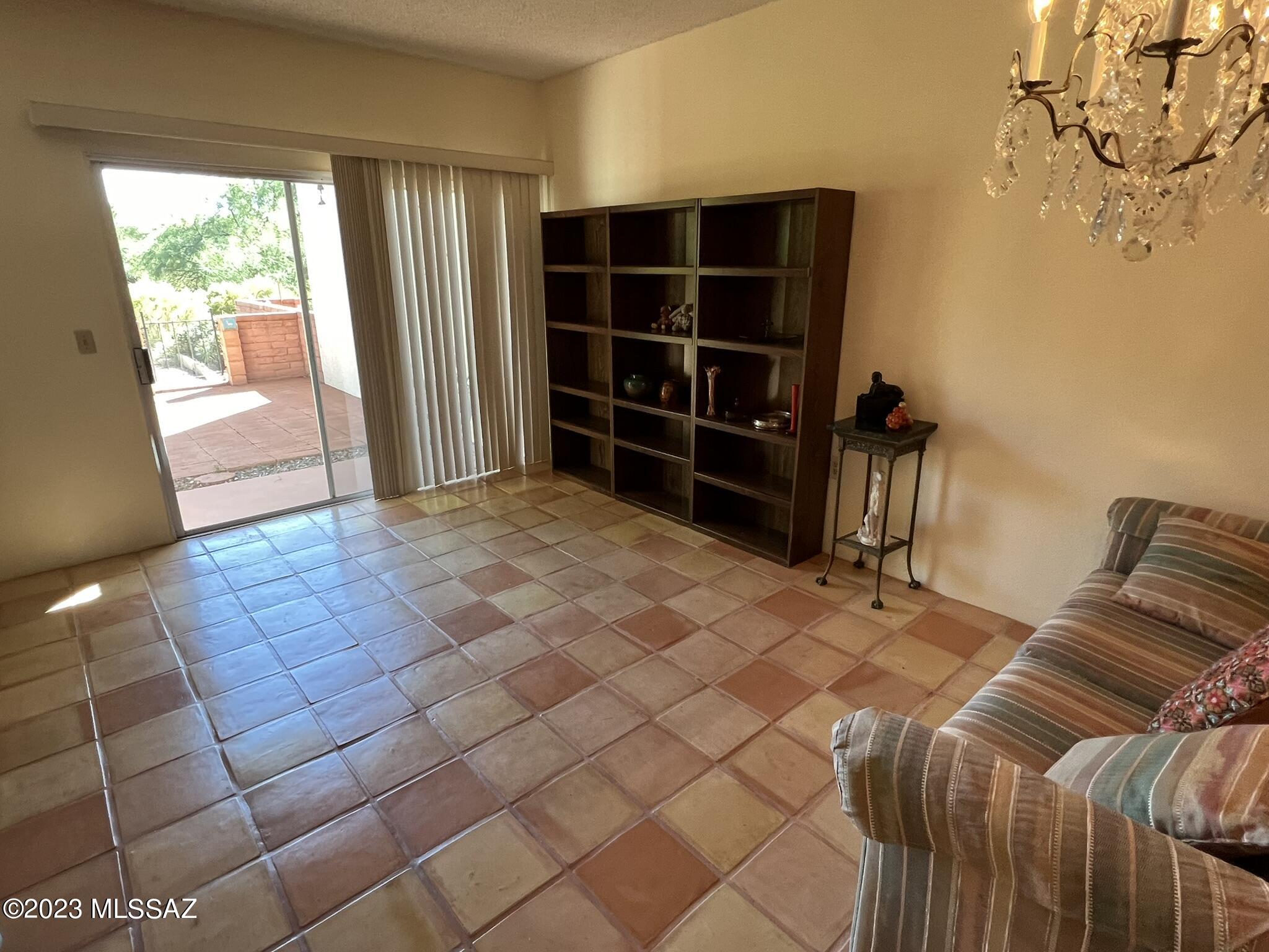 Colonia De Los Alamos (BK1-45) - Residential