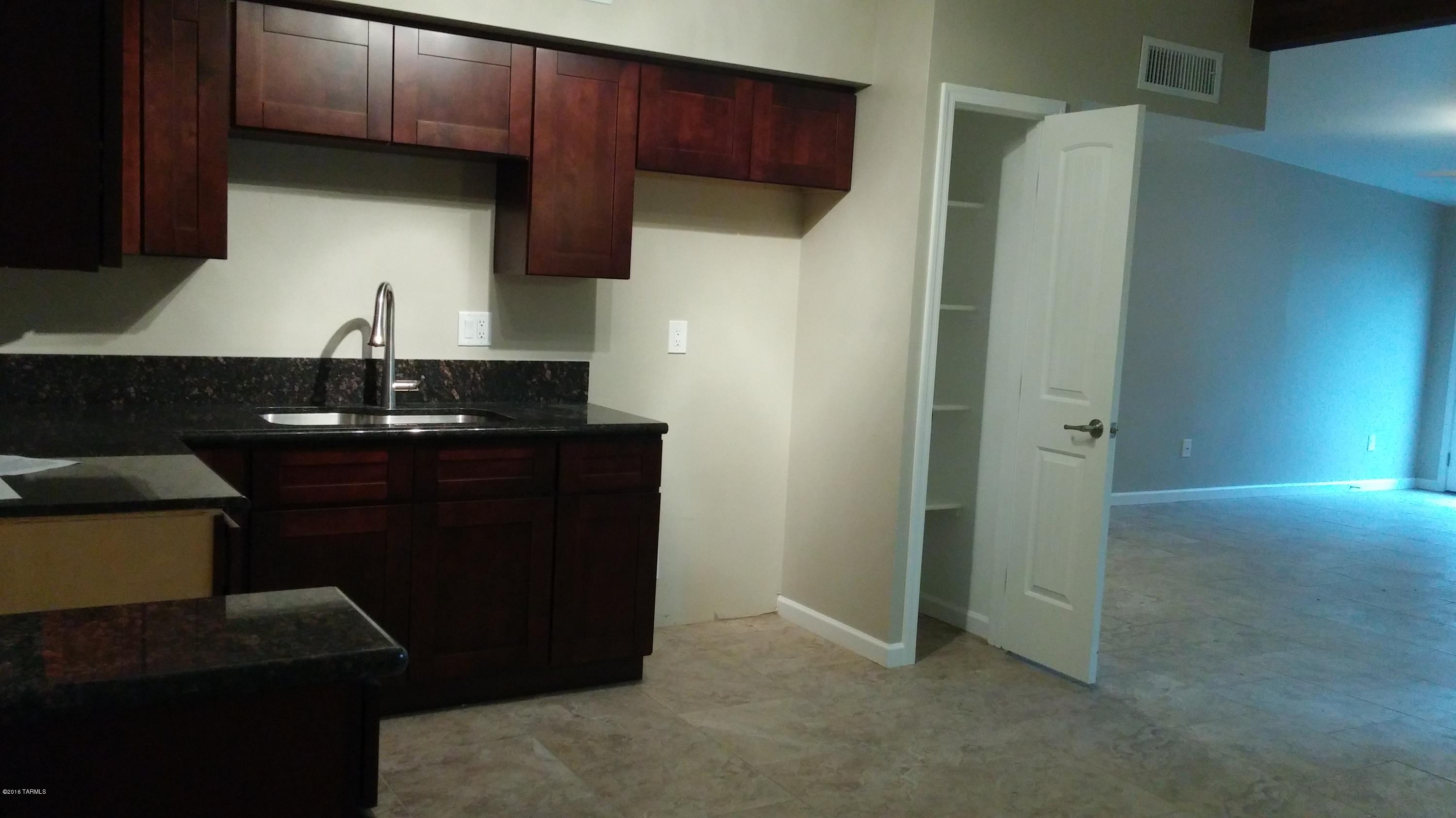 North Point Terrace (1-255) - Residential