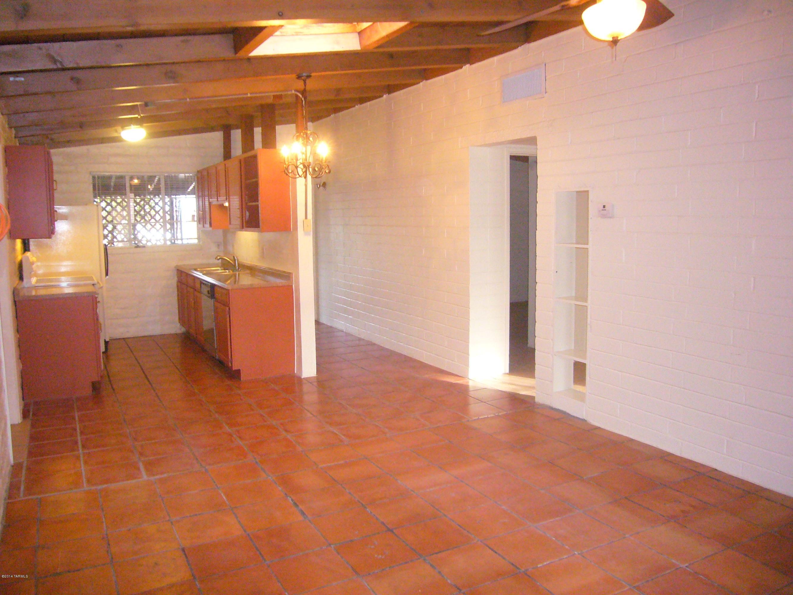 Catalina Farms - Residential Lease