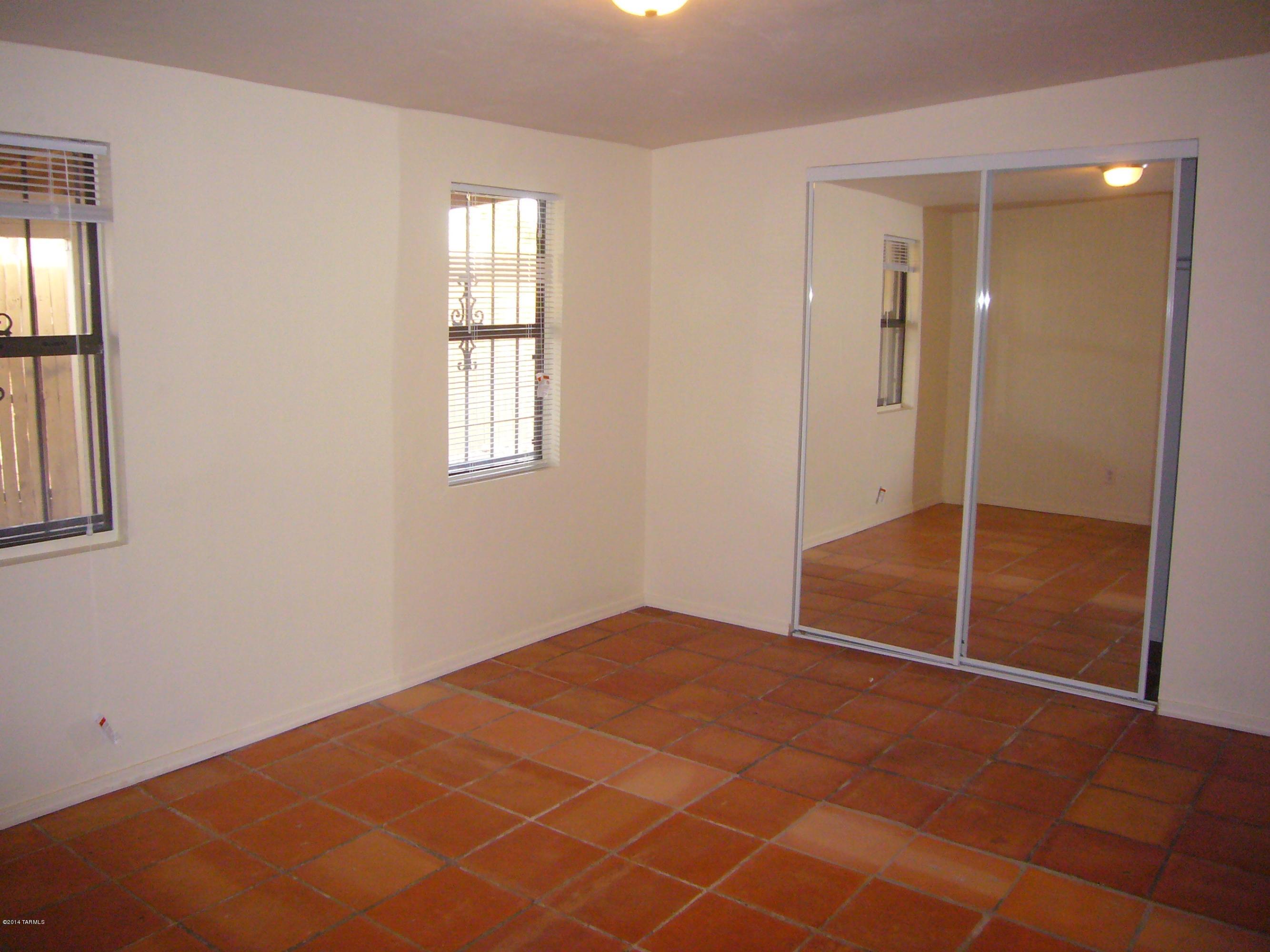 Catalina Farms - Residential Lease