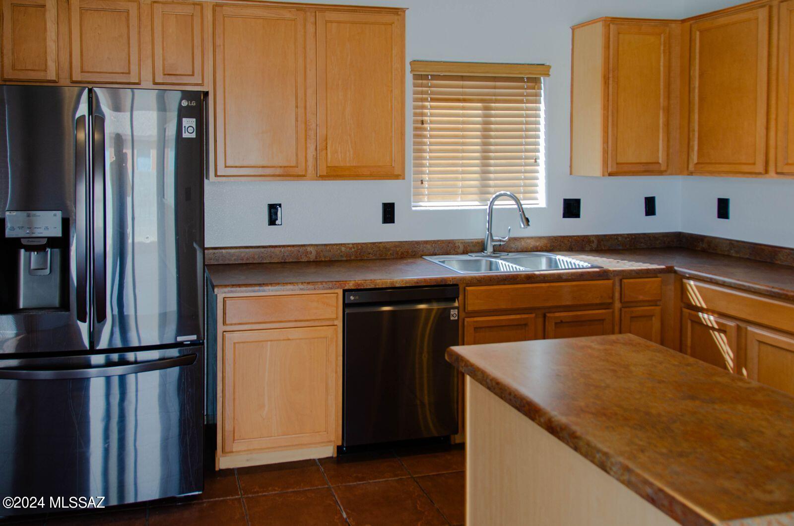 Tres Pueblos - Residential Lease
