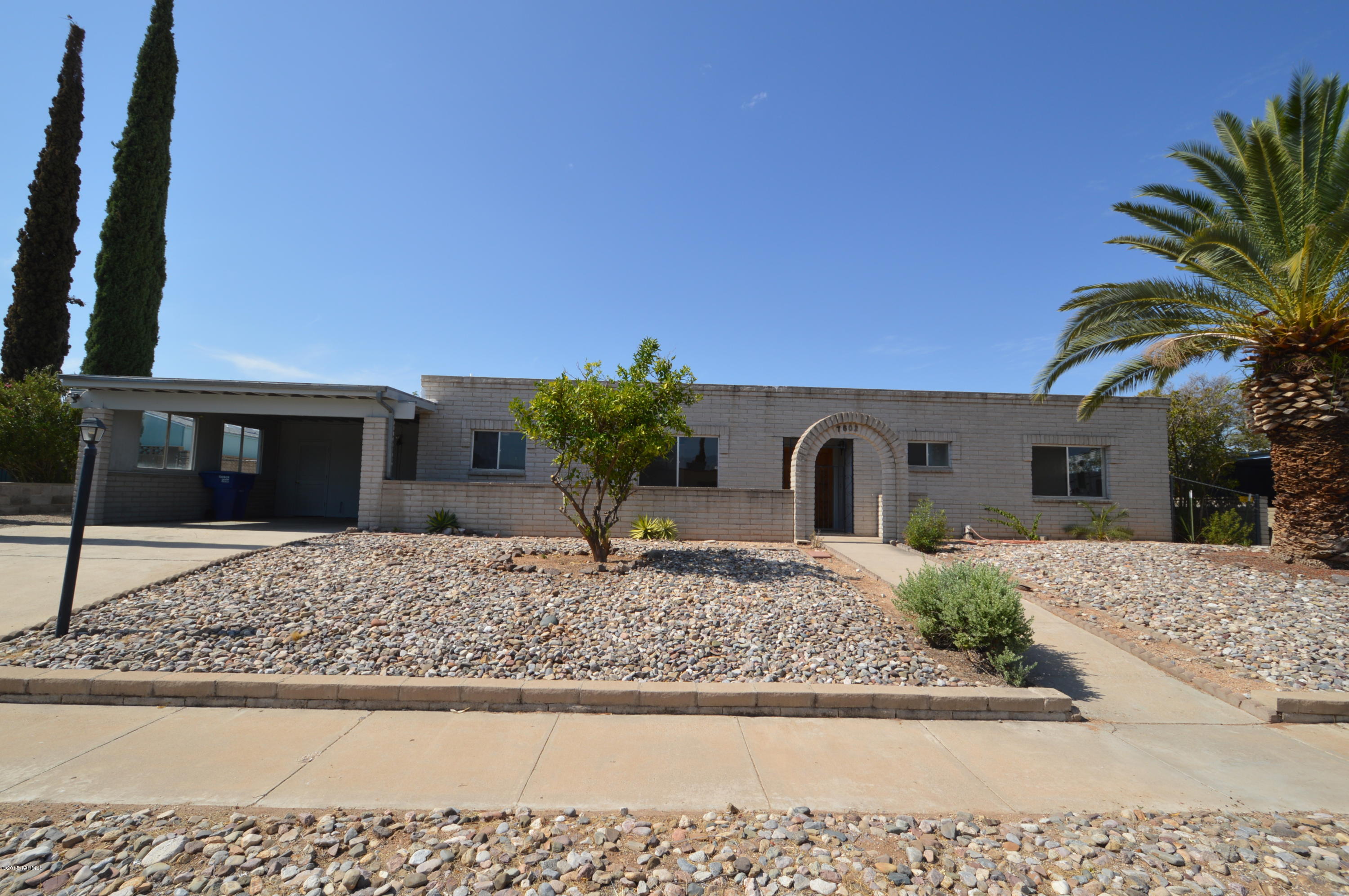 Rincon Vista (1-28) - Residential Lease