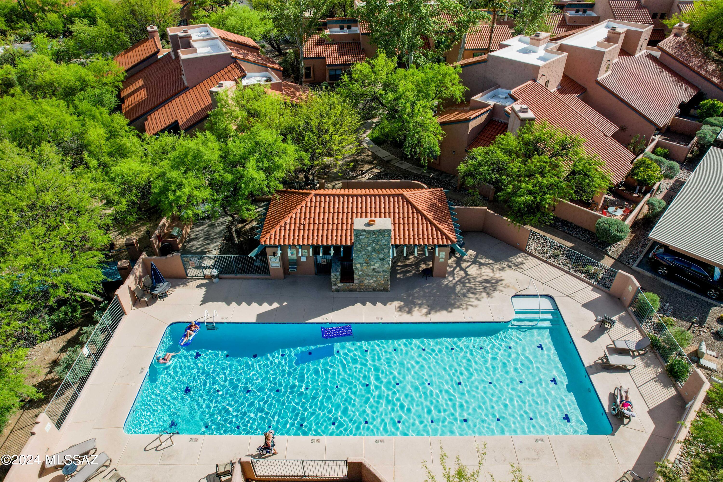 Ventana De Sabino North (1-127) - Residential
