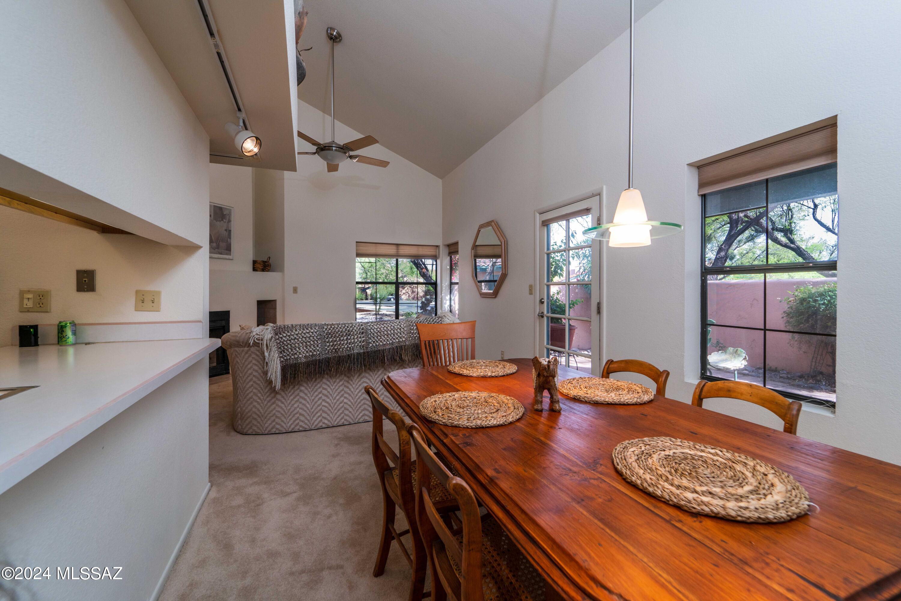 Ventana De Sabino North (1-127) - Residential