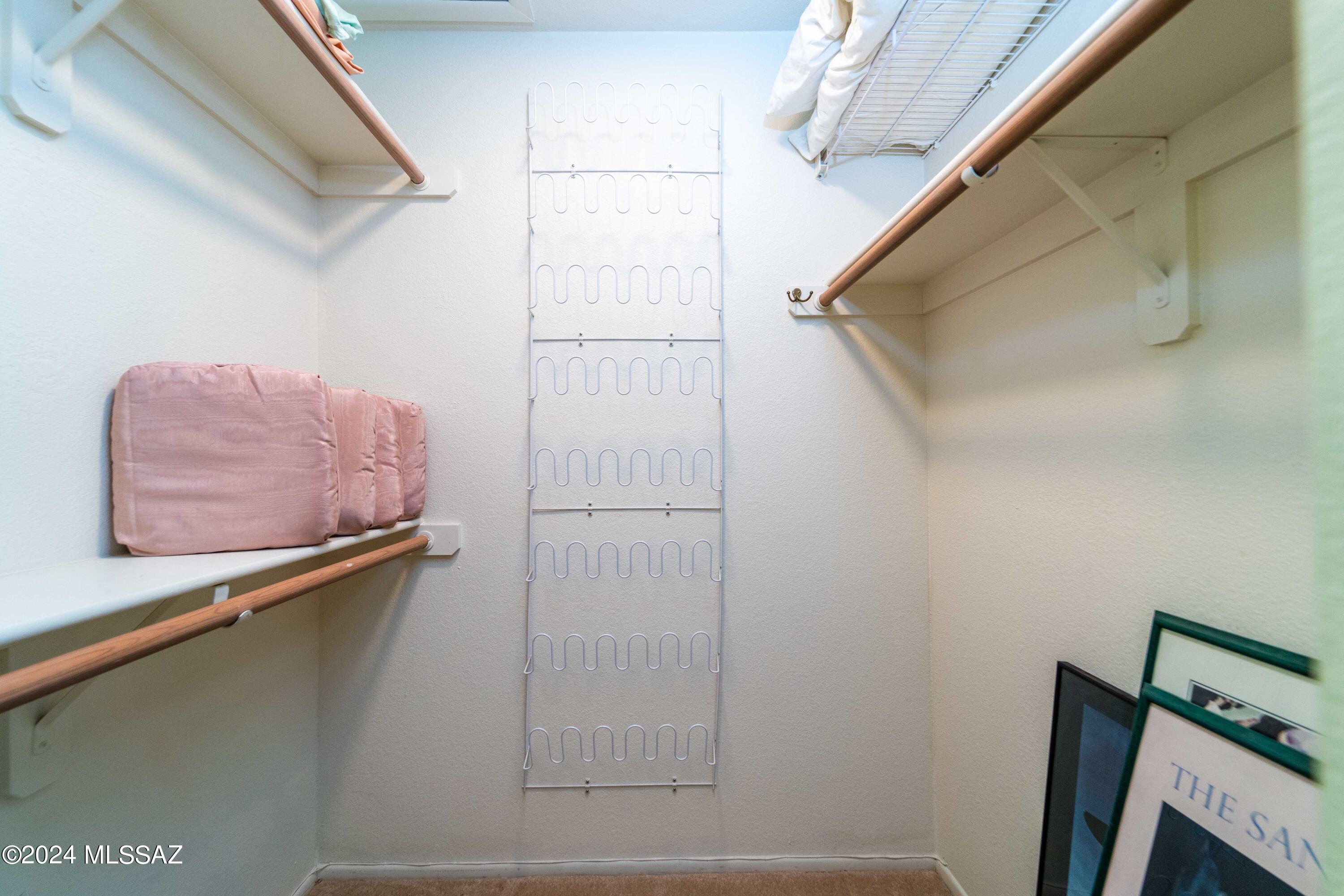 Ventana De Sabino North (1-127) - Residential