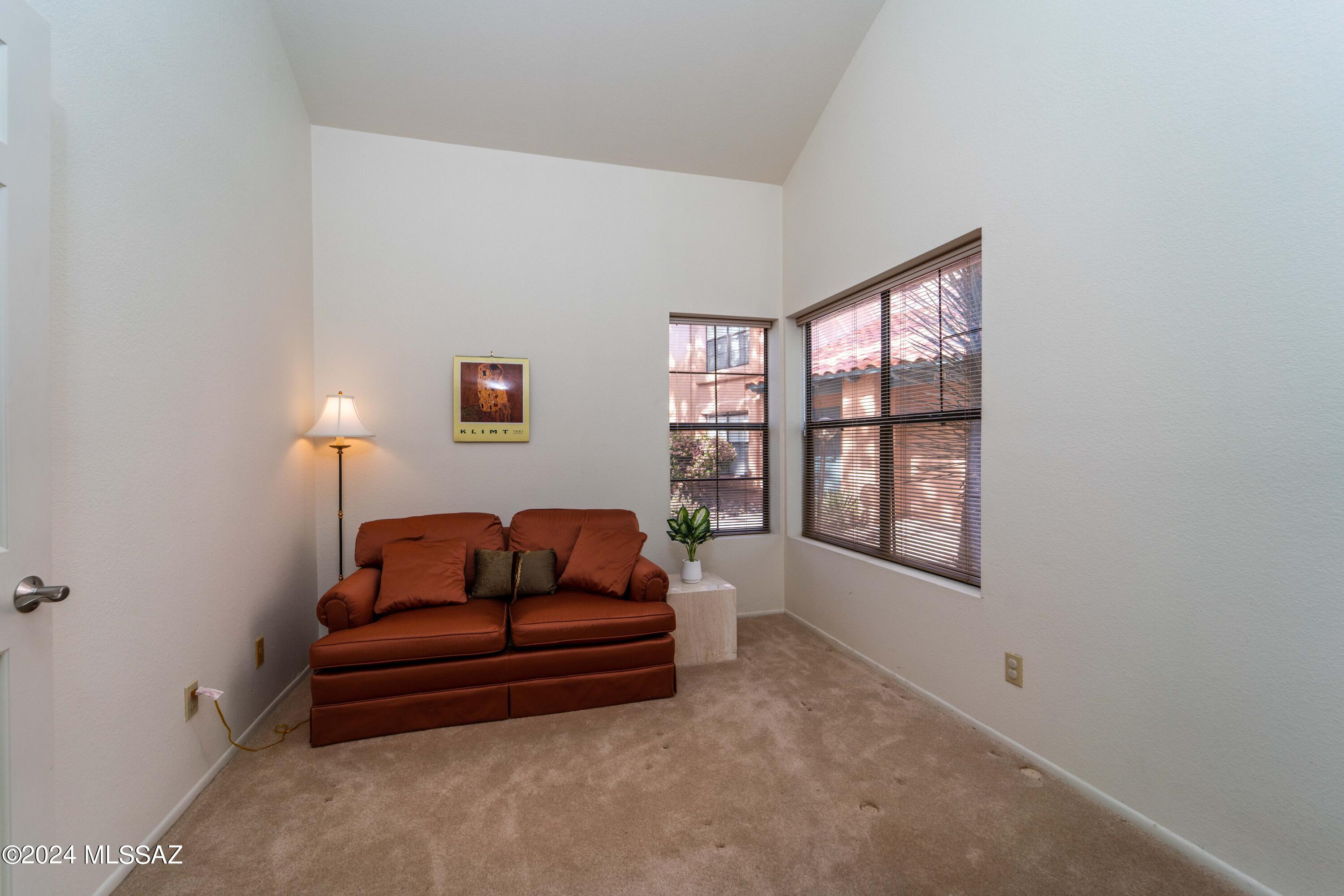 Ventana De Sabino North (1-127) - Residential
