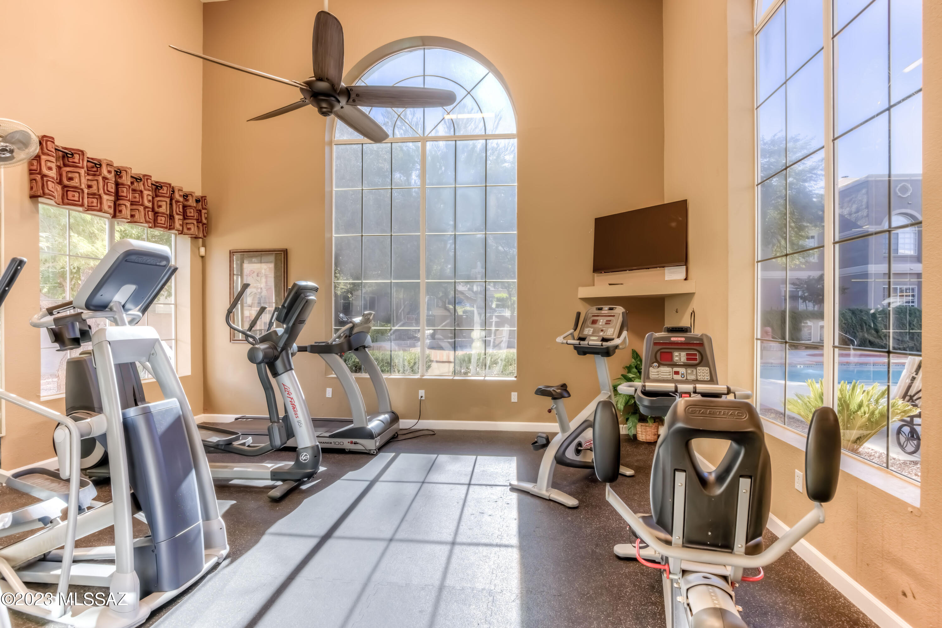 The Boulders at La Reserve Condominiums - Residential