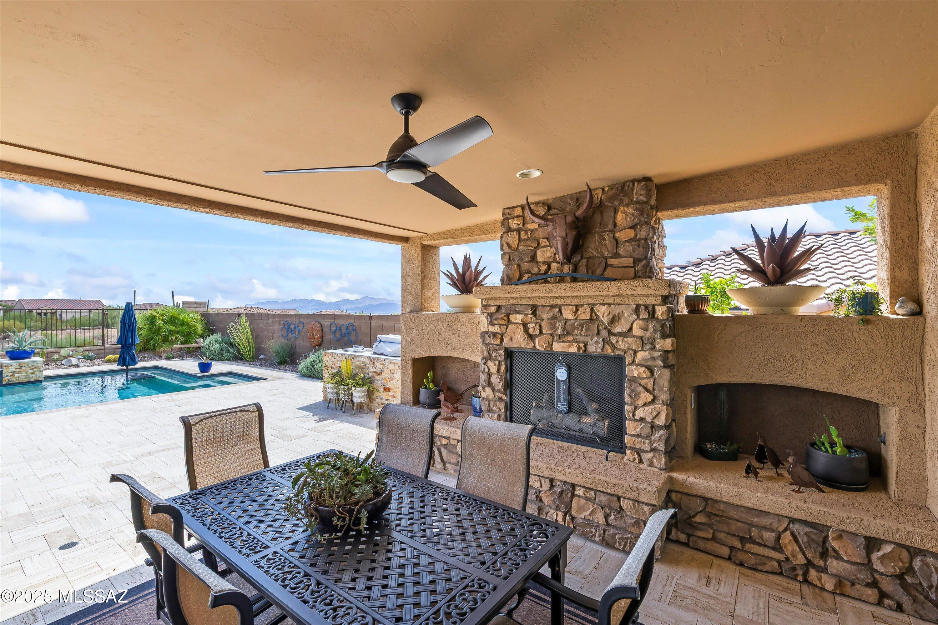 Del Webb At Dove Mountain SQ20131930189 - Residential