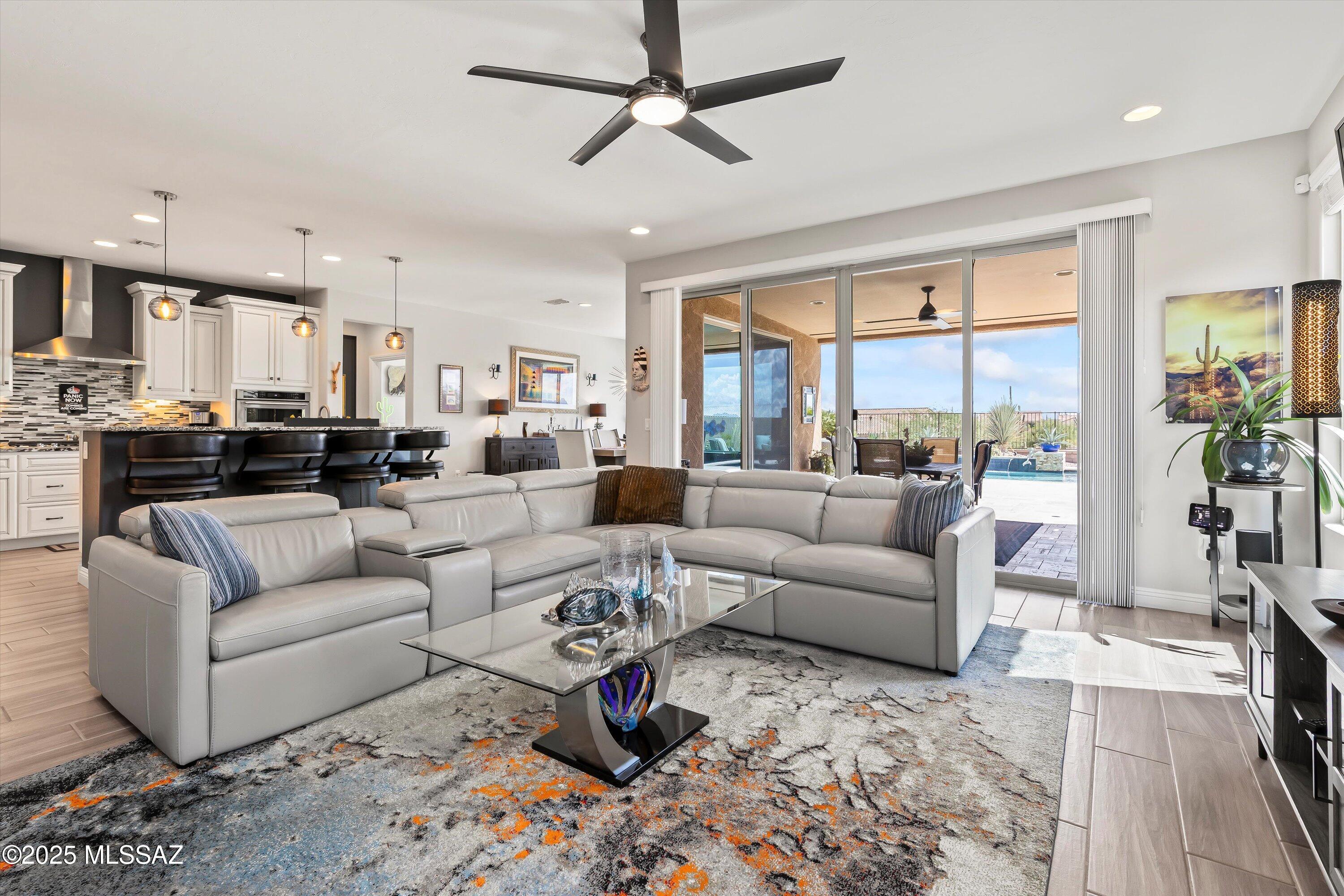 Del Webb At Dove Mountain SQ20131930189 - Residential