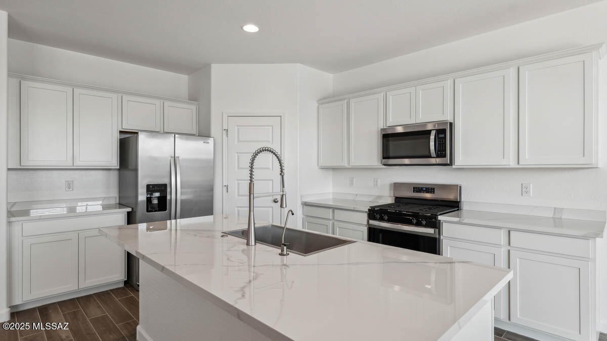 Saguaro Bloom 7A - Residential