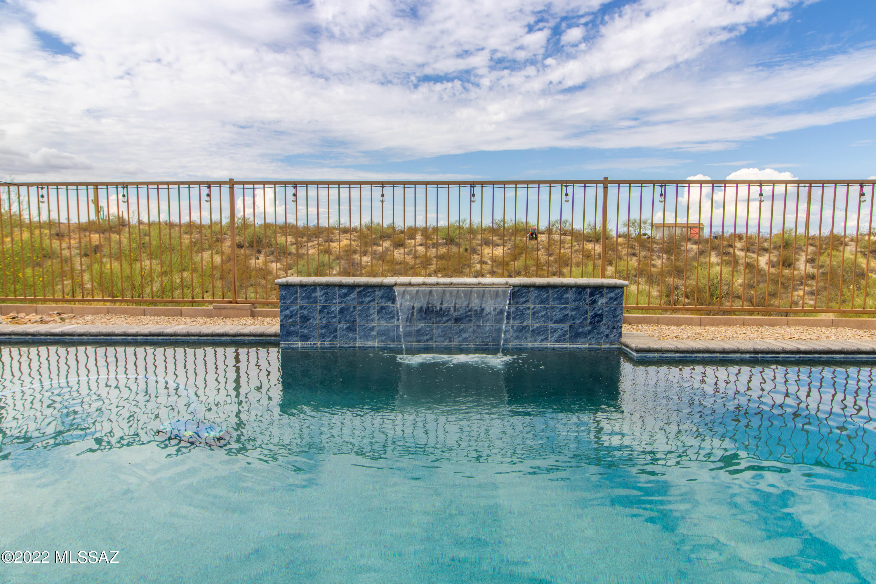 La Cima Esplendora - Residential