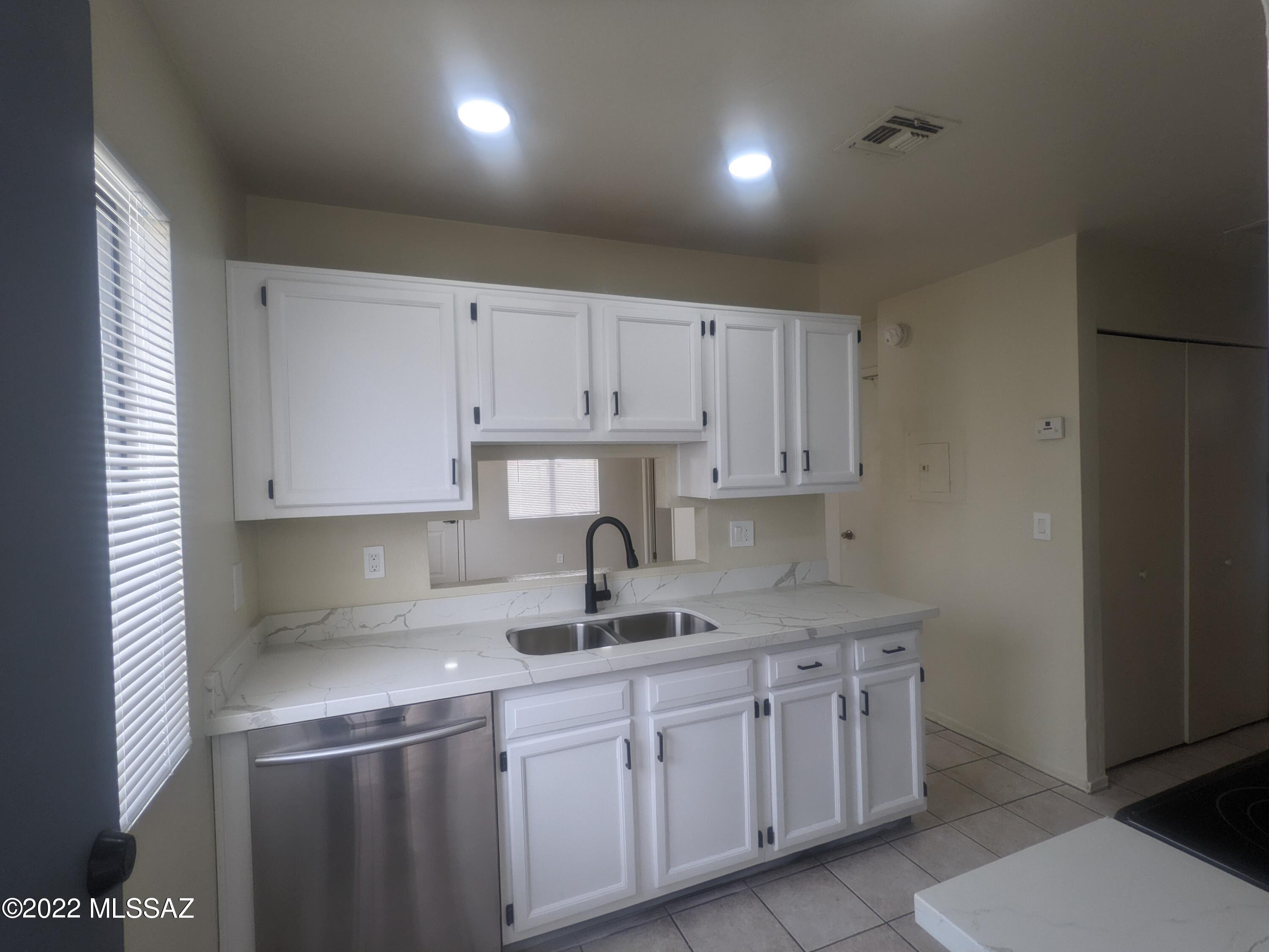 Bronx Park Addition - Residential Income