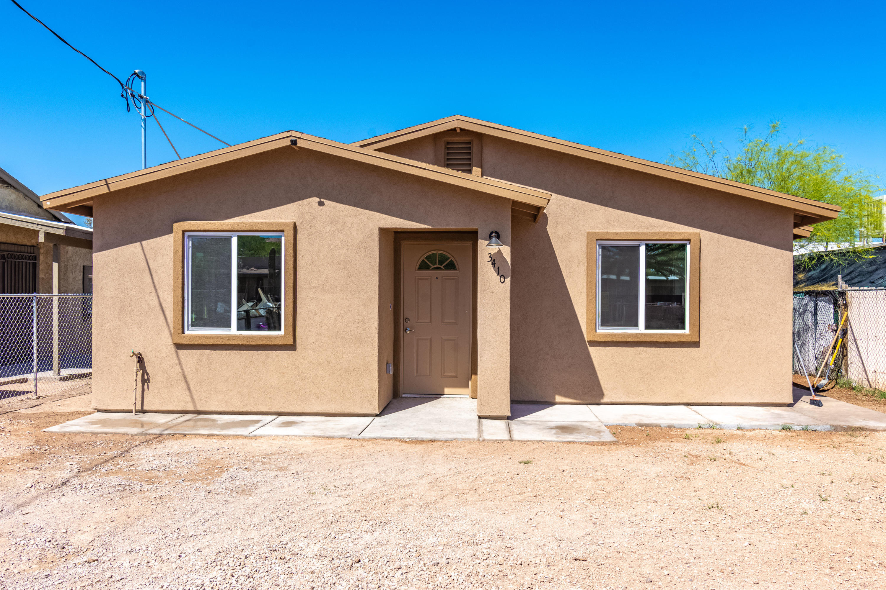 Beautiful brand new build home ready for new owners!  Welcome to this 3 bedroom, 2 bath home with neutral tile and paint color throughout.  As you enter you will notice the beautiful white country kitchen that opens up to the living room. Nice sized bedrooms with spacious closets.  Large yard with a blank canvas to make it your own and best of all there is no HOA! Schedule your showing before its gone! Stainless steel stove and microwave to be added at close of escrow.