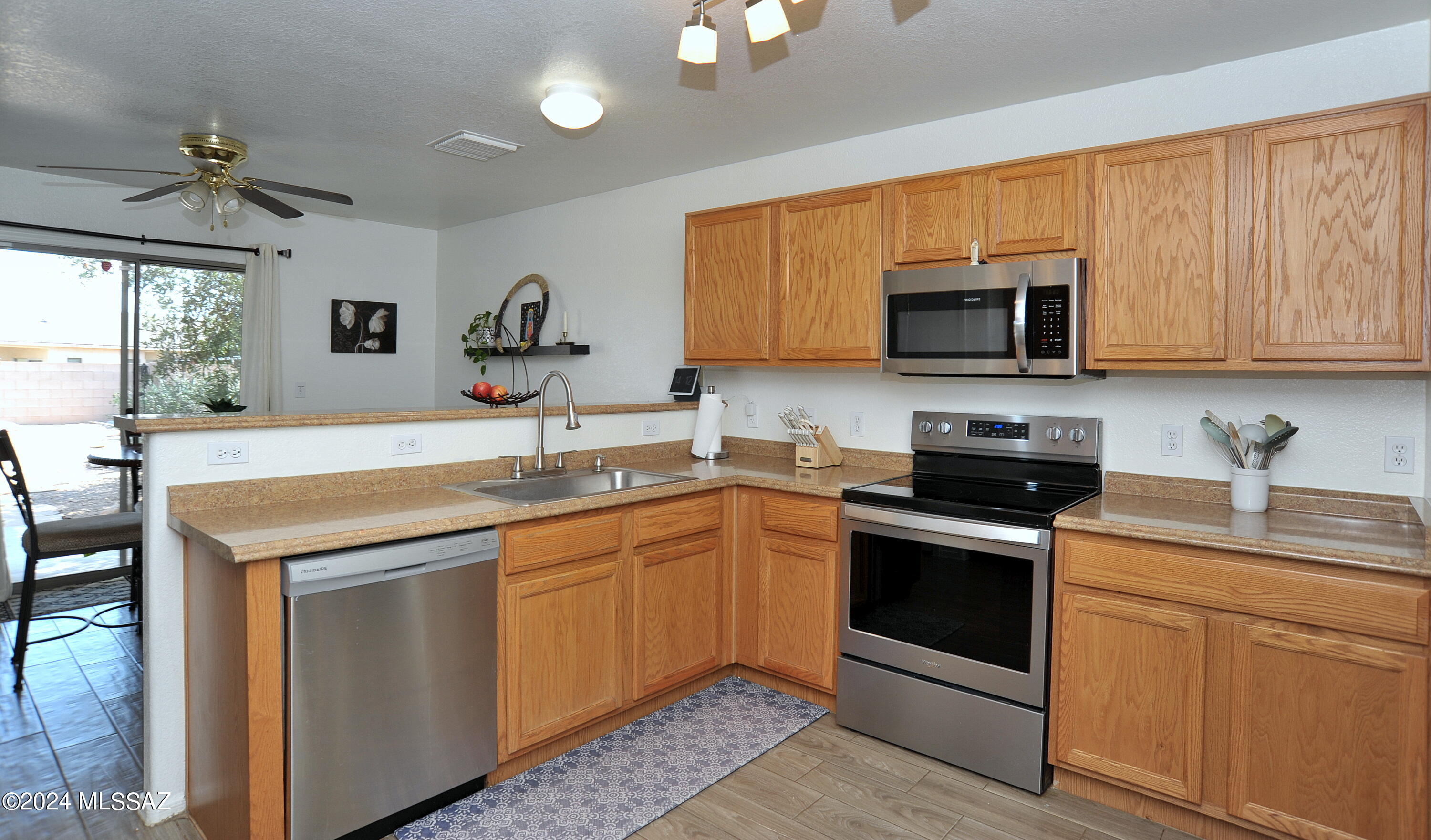 Rillito At La Cholla (1-133) - Residential